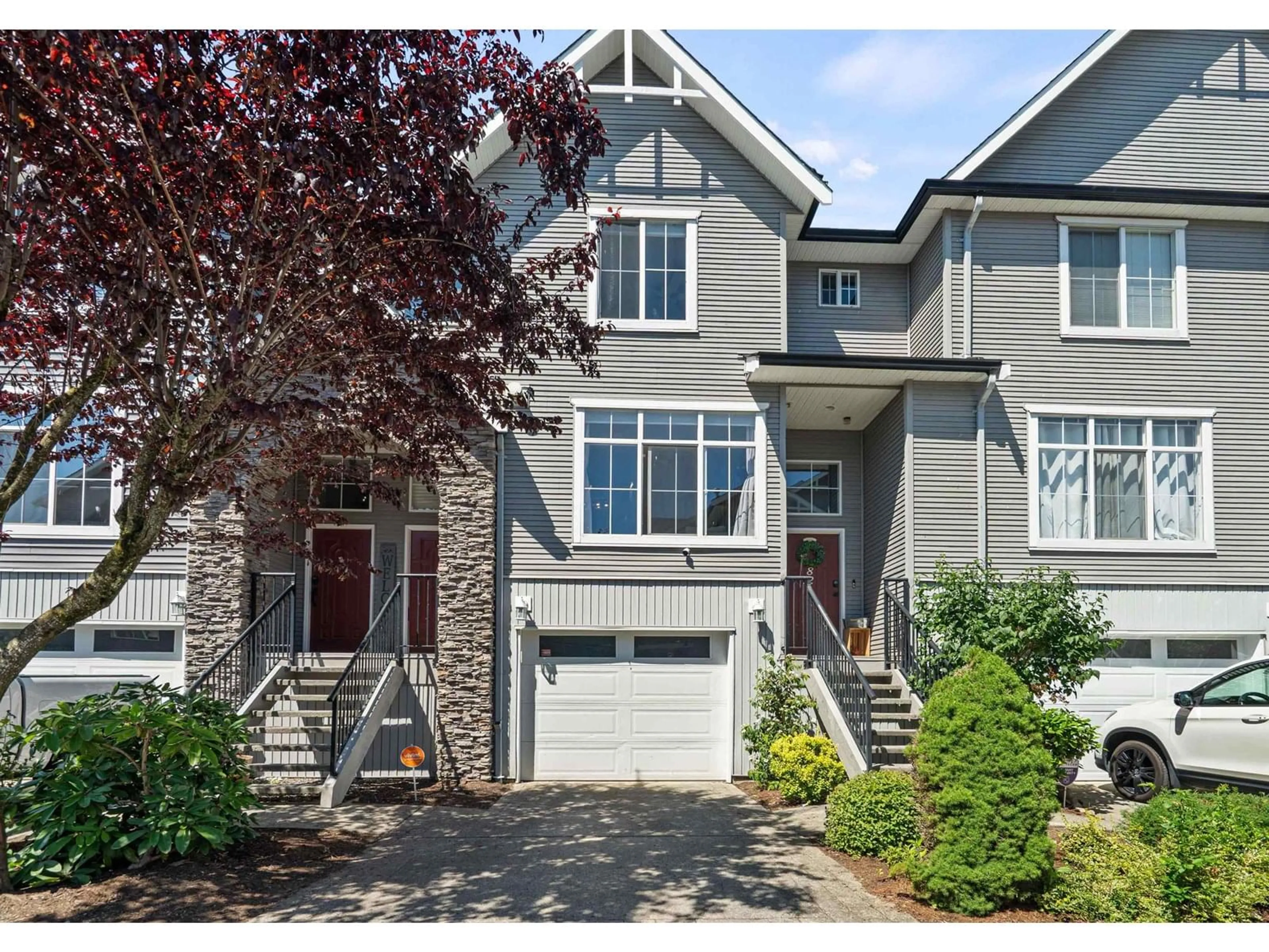 Home with vinyl exterior material, street for 83 - 8881 WALTERS STREET, Chilliwack British Columbia V2P8E9