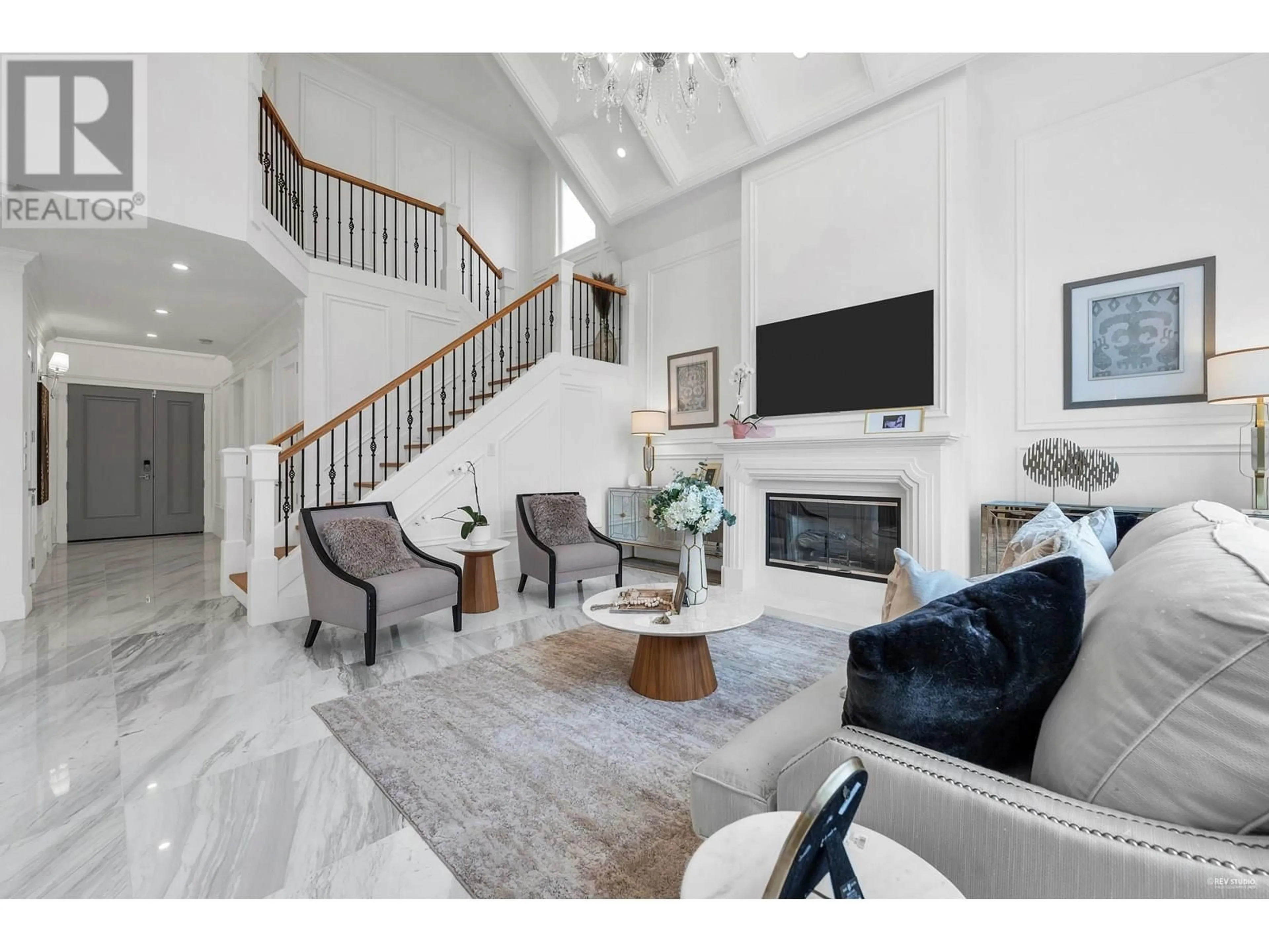 Living room with furniture, unknown for 3500 SEMLIN DRIVE, Richmond British Columbia V7C5V7