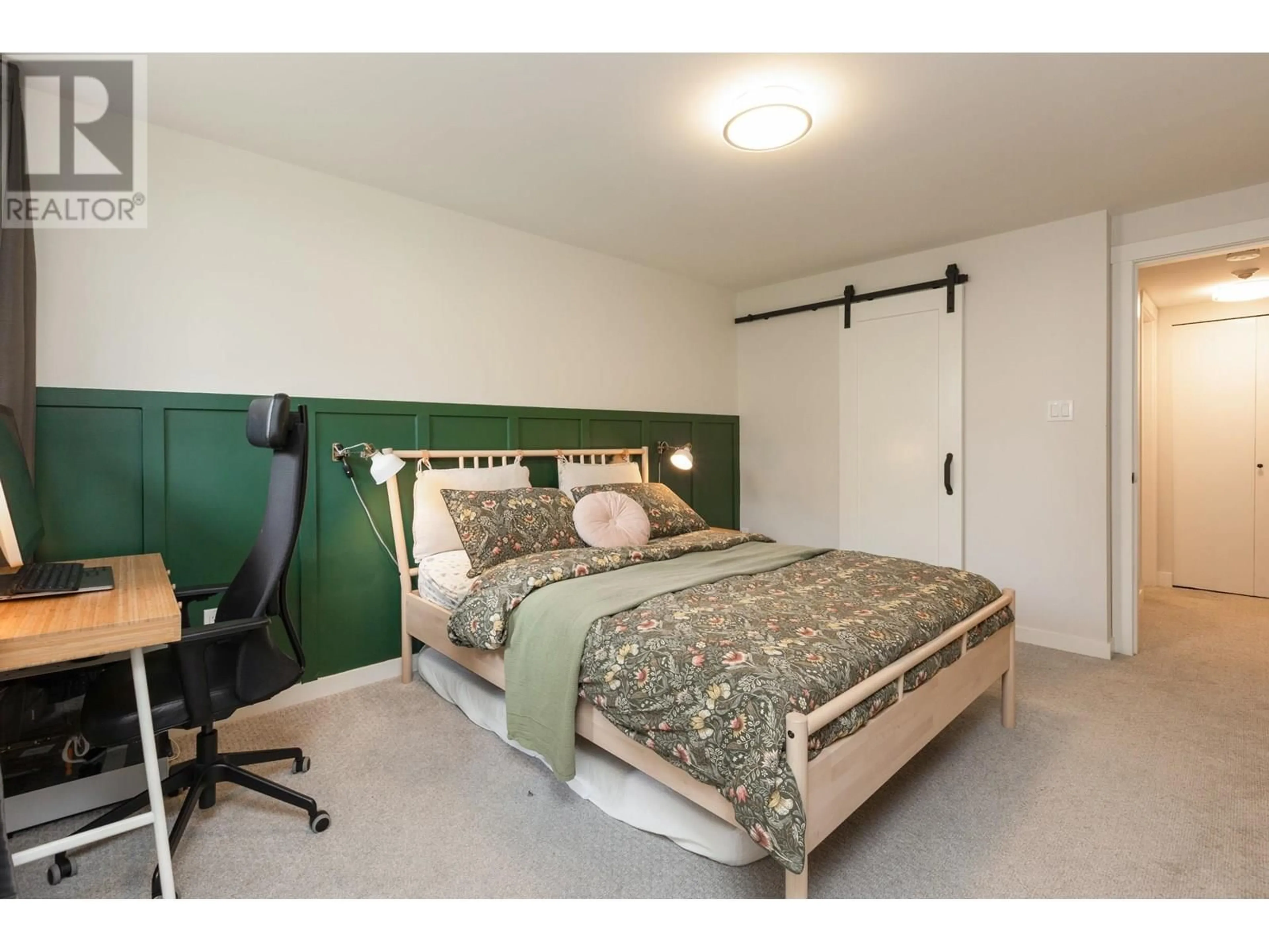 Bedroom with bed, unknown for 7 - 340 GINGER DRIVE, New Westminster British Columbia V3L5L7