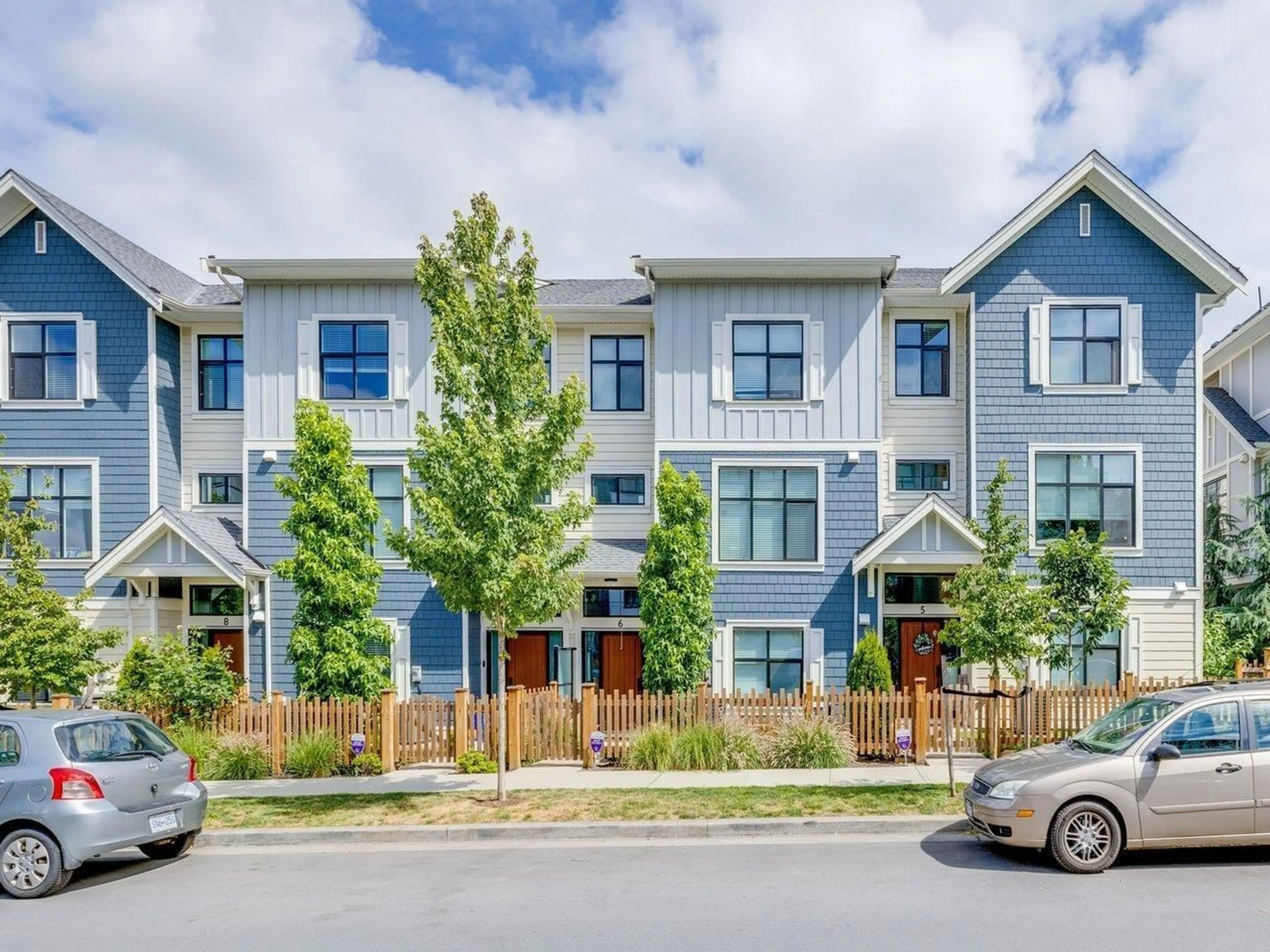 Home with vinyl exterior material, street for 6 - 20327 72B, Langley British Columbia V2Y4J6