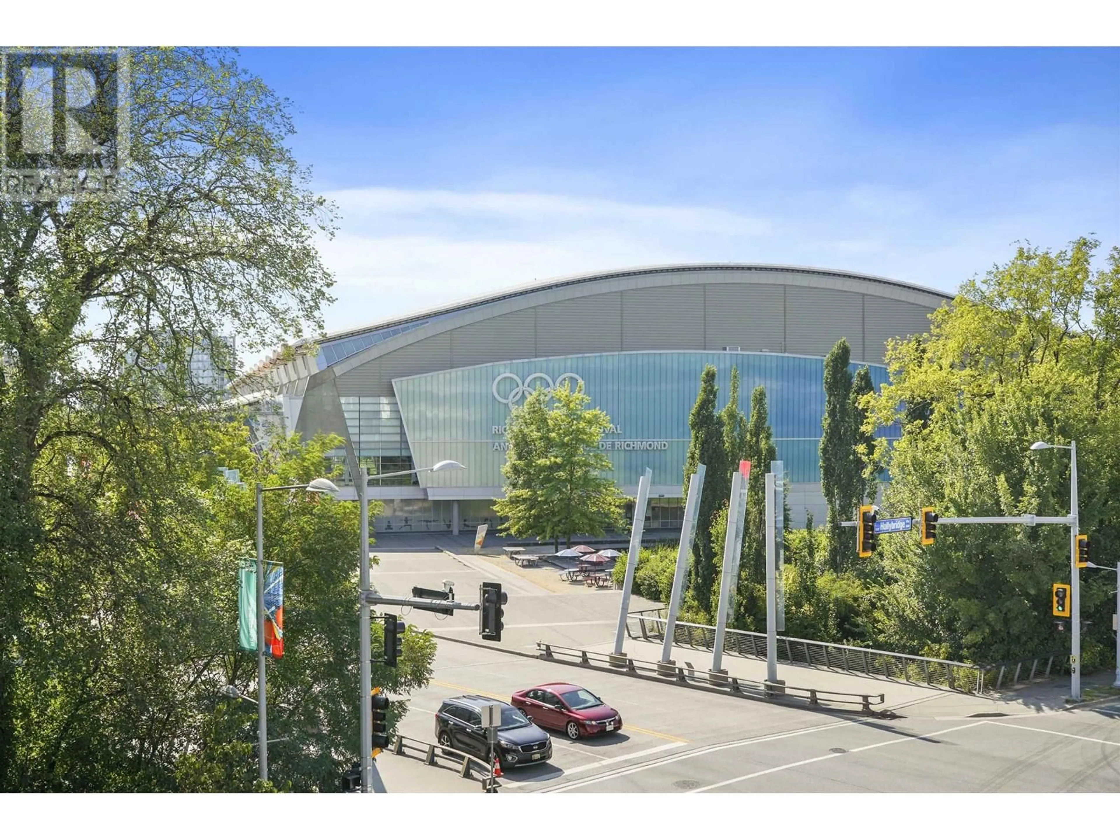 Indoor foyer for 608 - 5508 HOLLYBRIDGE WAY, Richmond British Columbia V7C0C7