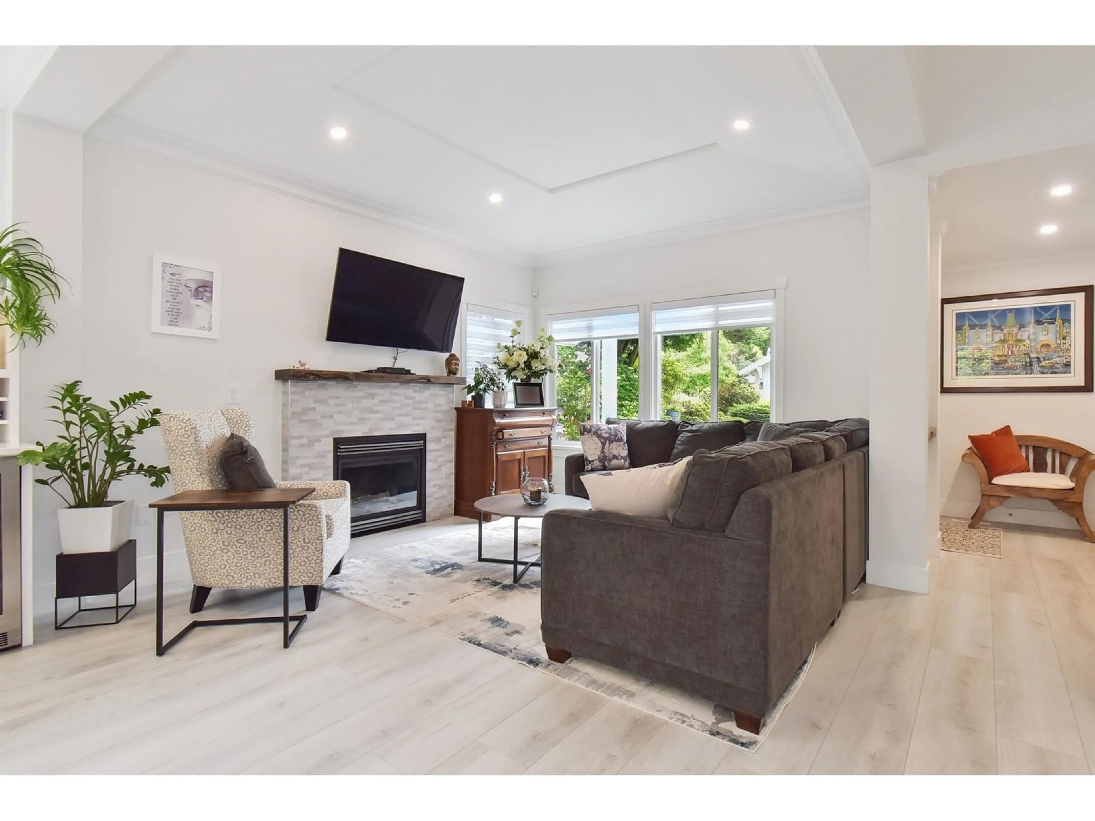 Living room with furniture, unknown for 5 - 18088 8, Surrey British Columbia V3Z9T6