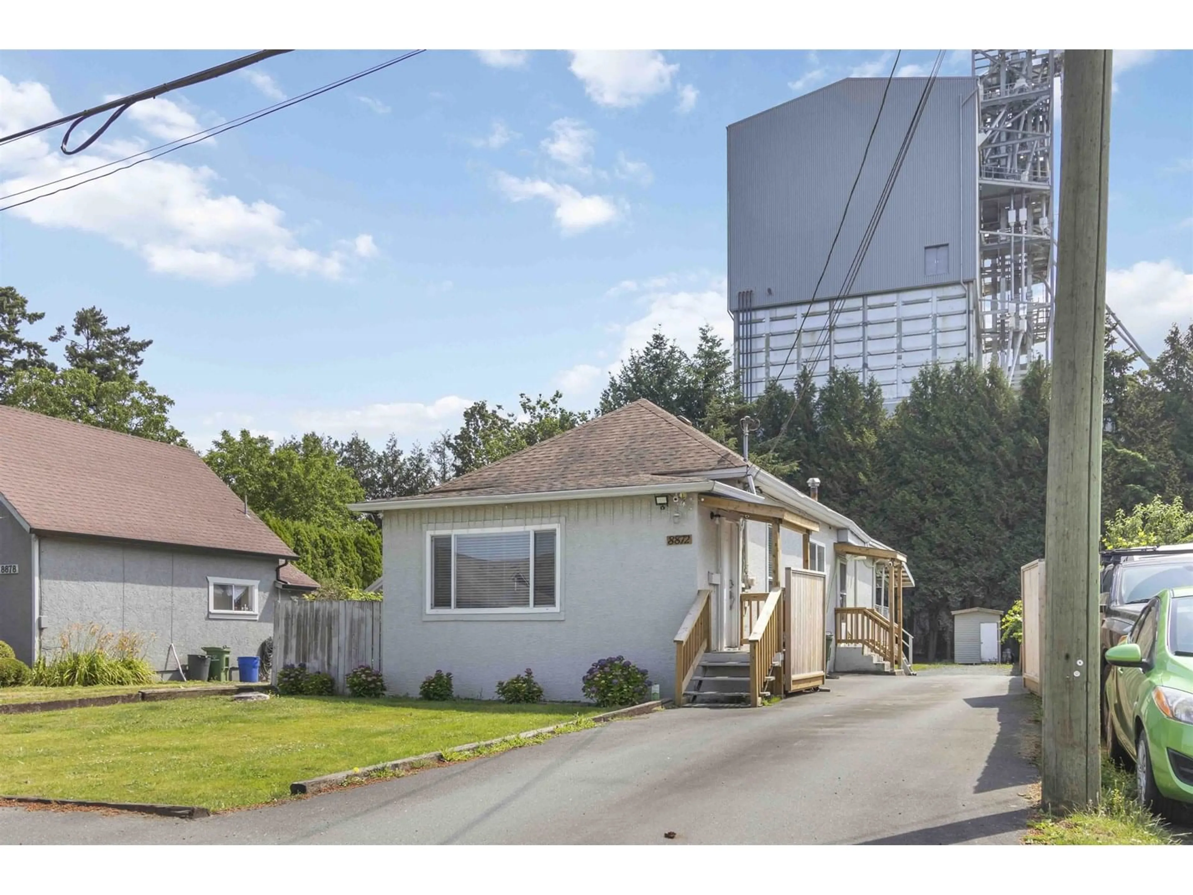 Unknown for 8872 ELM DRIVE, Chilliwack British Columbia V2P4Y7