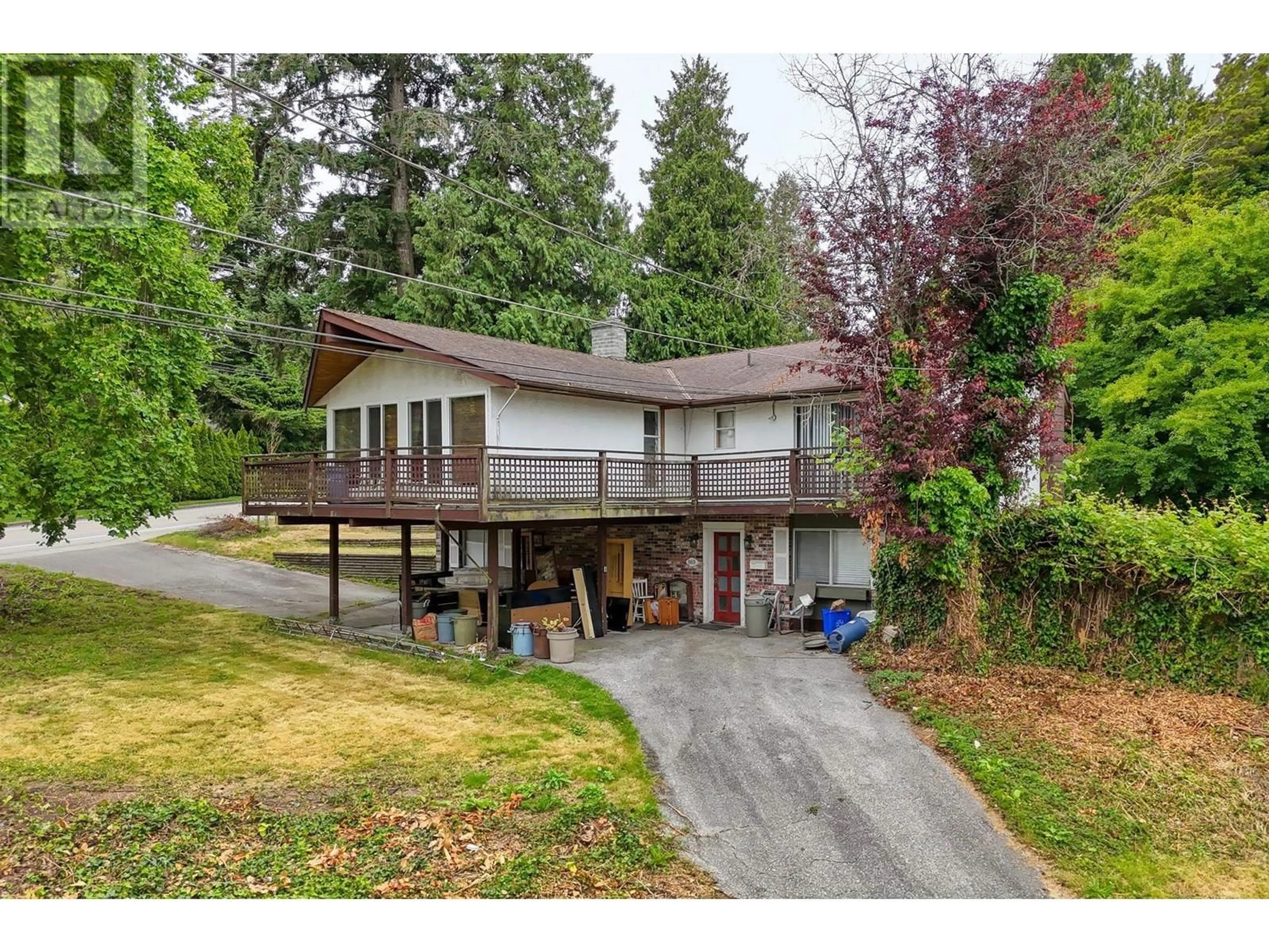 A pic from outside/outdoor area/front of a property/back of a property/a pic from drone, unknown for 869 GALE DRIVE, Delta British Columbia V4M2P6