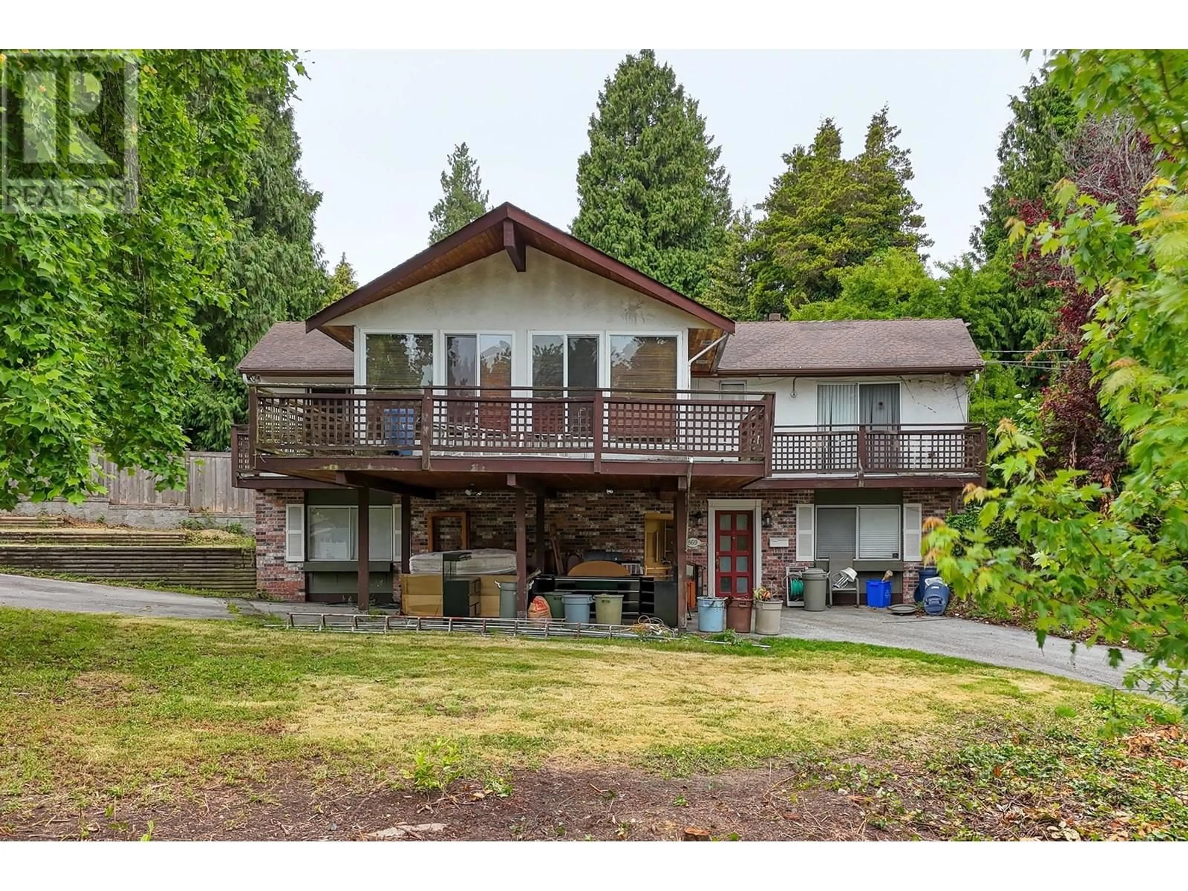 A pic from outside/outdoor area/front of a property/back of a property/a pic from drone, unknown for 869 GALE DRIVE, Delta British Columbia V4M2P6