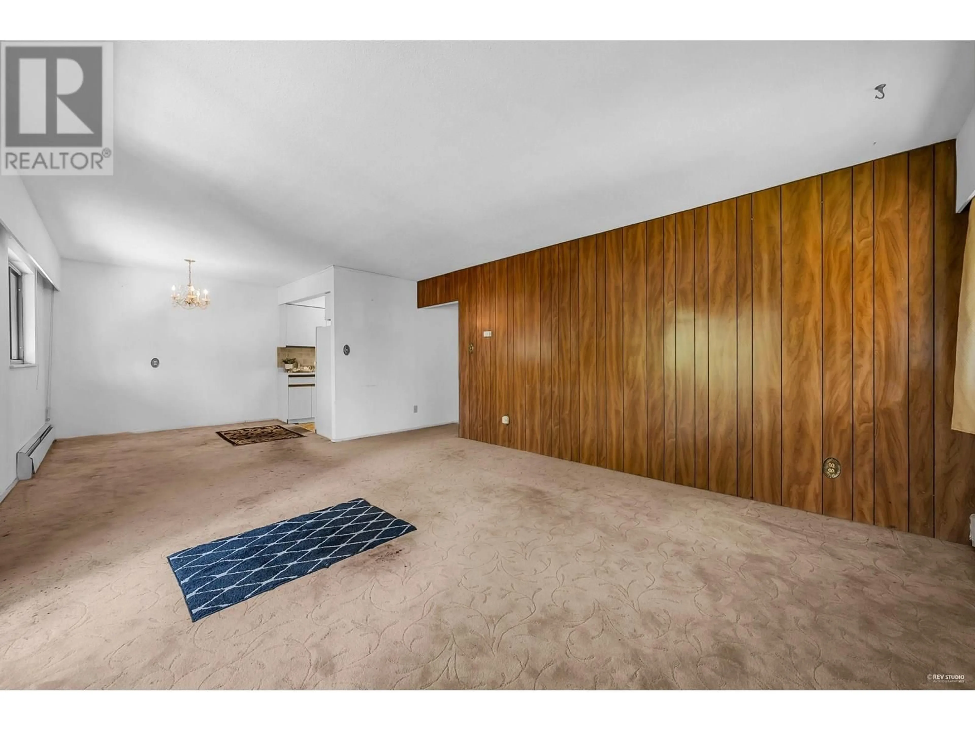 Unknown for 307 - 4695 IMPERIAL STREET, Burnaby British Columbia V5J1B9