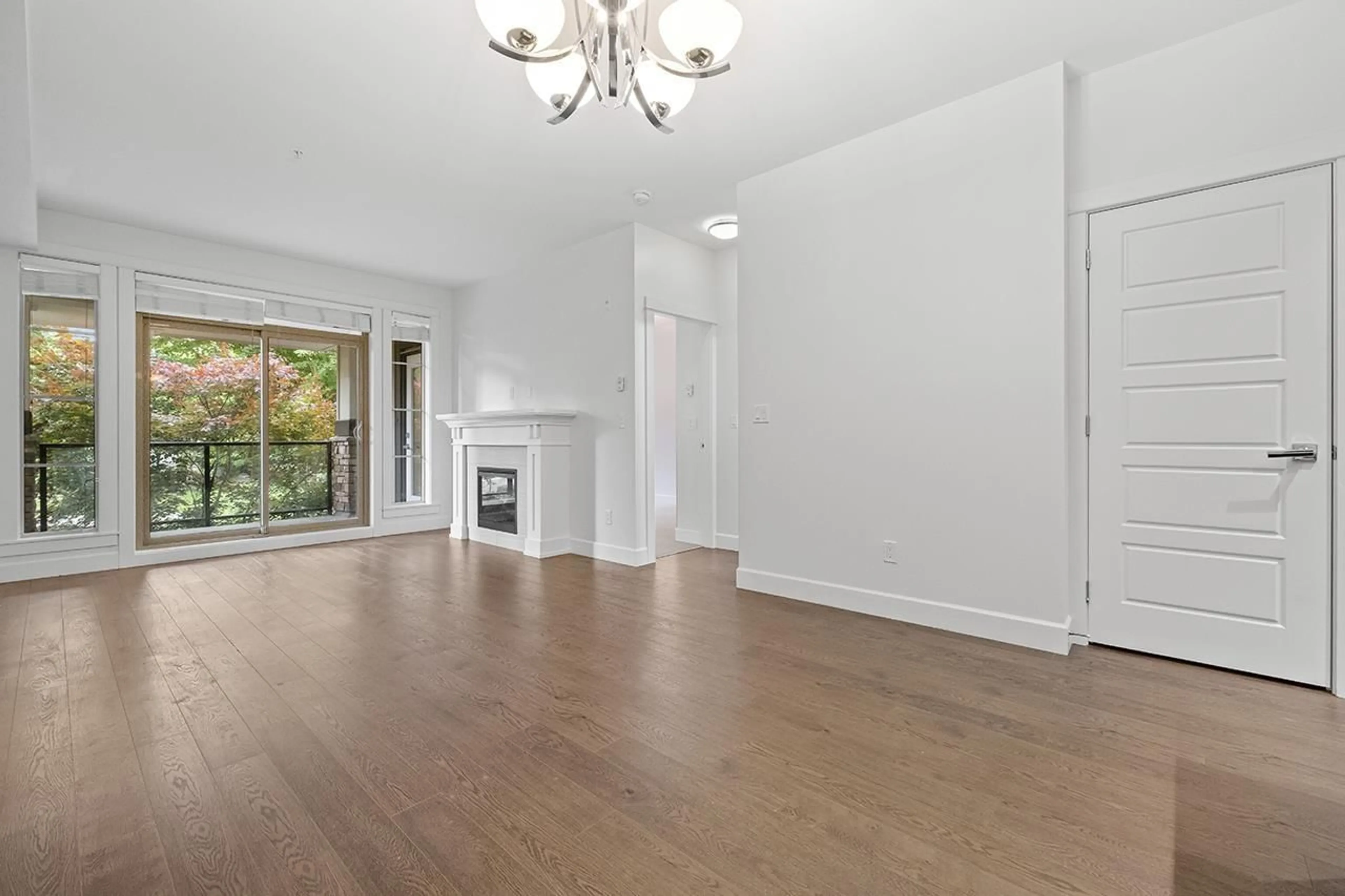 A pic of a room for 209 - 15145 36, Surrey British Columbia V3Z4R3