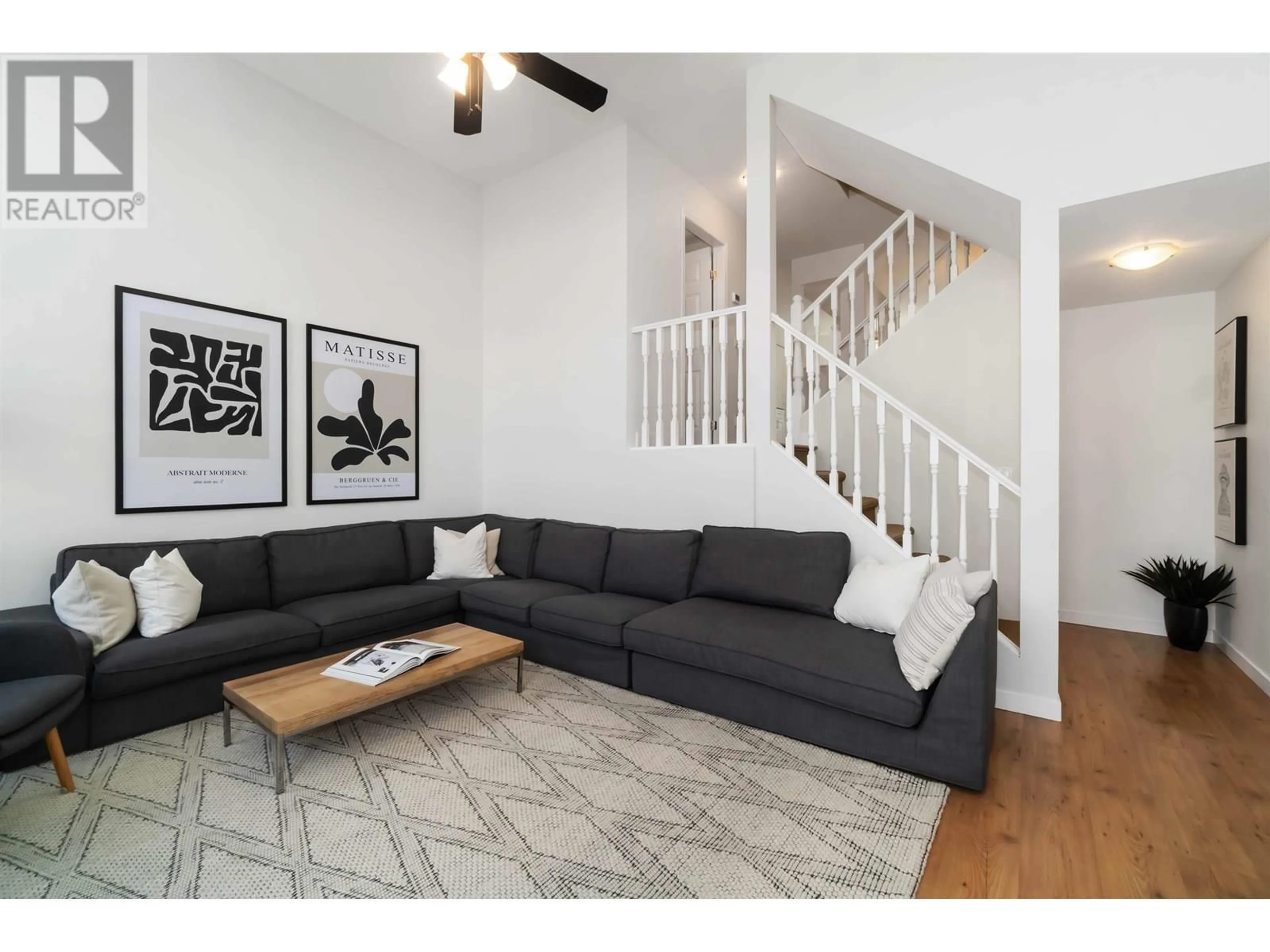 Living room with furniture, unknown for D - 3374 SEFTON STREET, Port Coquitlam British Columbia V3B7L8