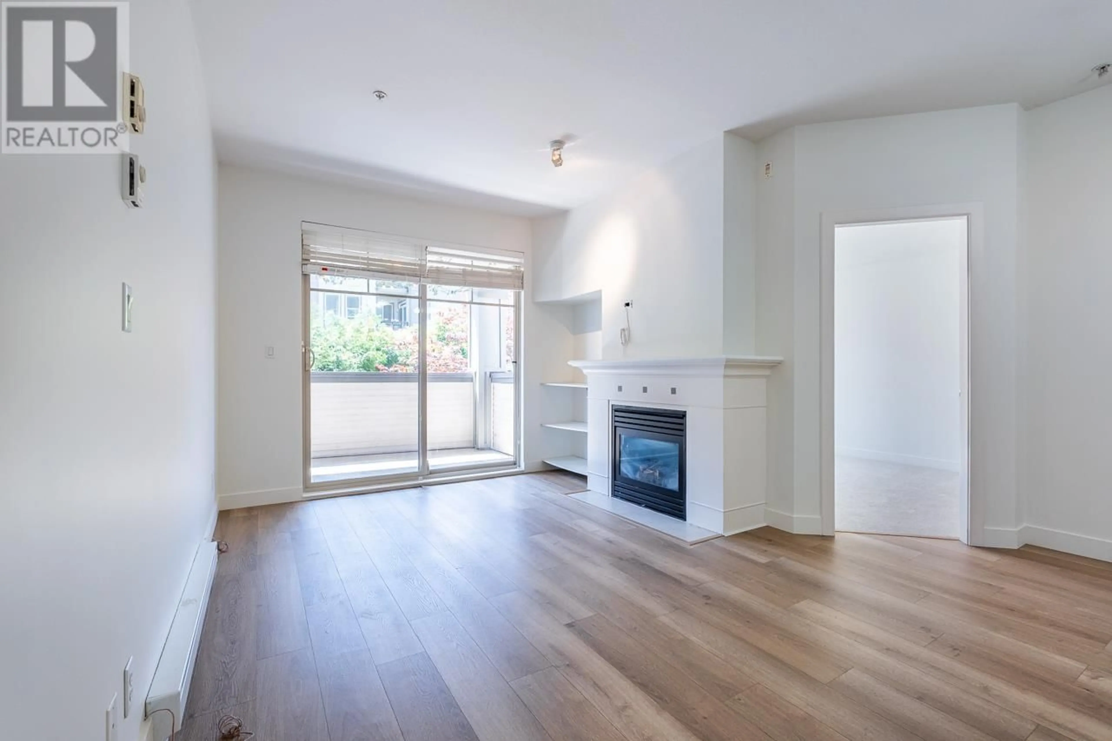 A pic of a room for 206 - 2330 WILSON AVENUE, Port Coquitlam British Columbia V3C1Z6