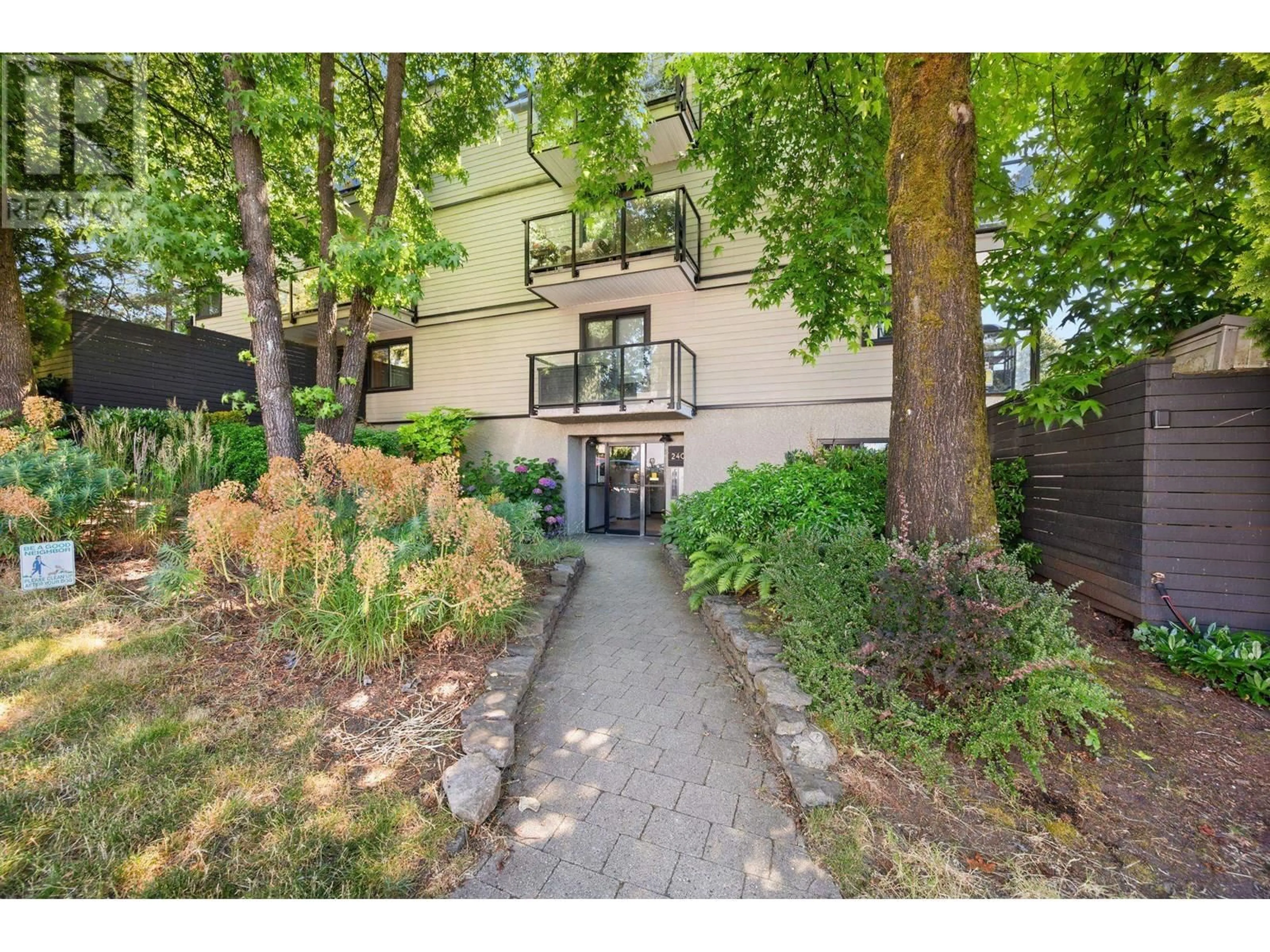Unknown for 102 - 240 MAHON AVENUE, North Vancouver British Columbia V7M3H4
