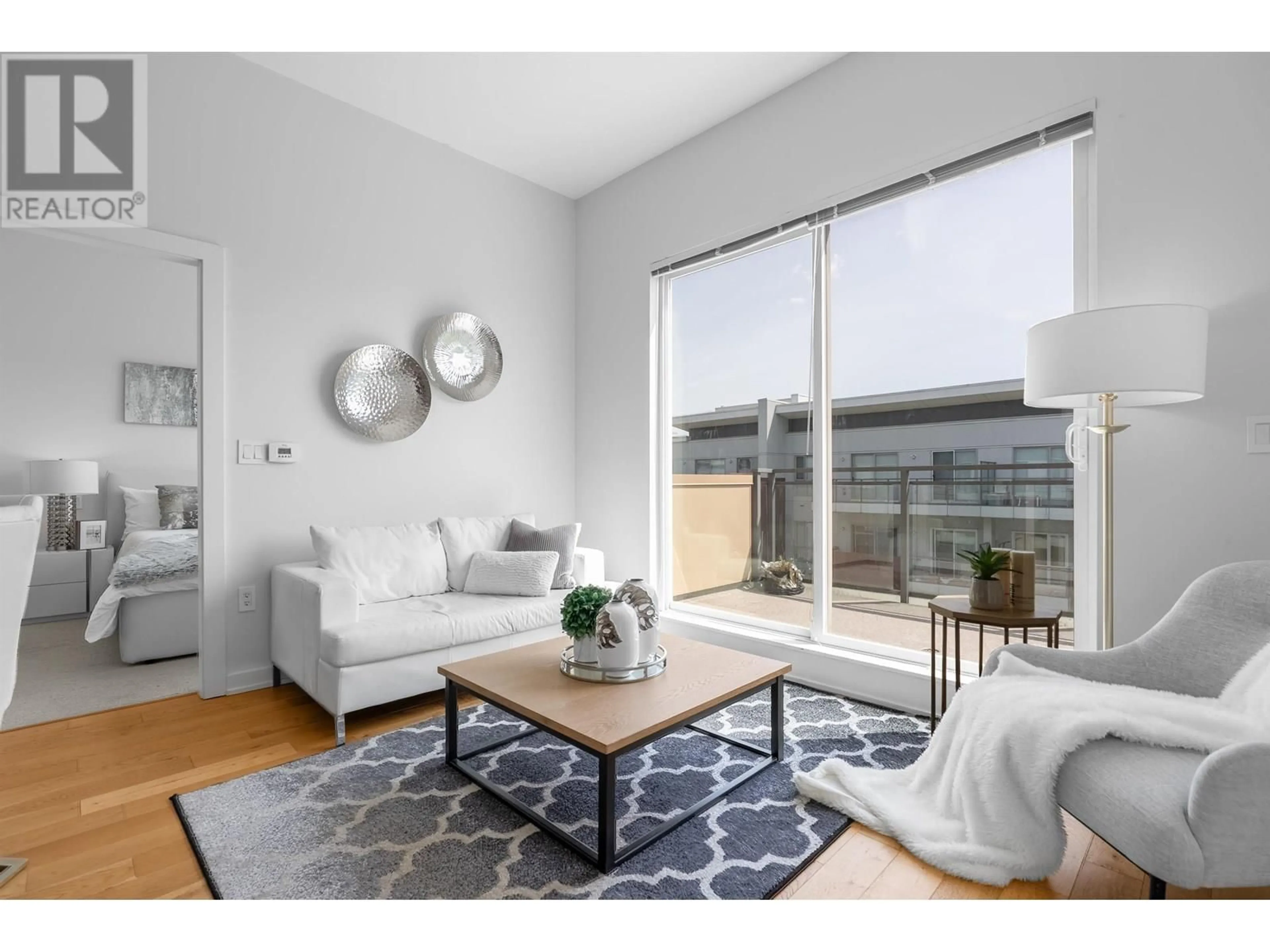 Living room with furniture, unknown for 715 - 5311 CEDARBRIDGE WAY, Richmond British Columbia V6X0M3