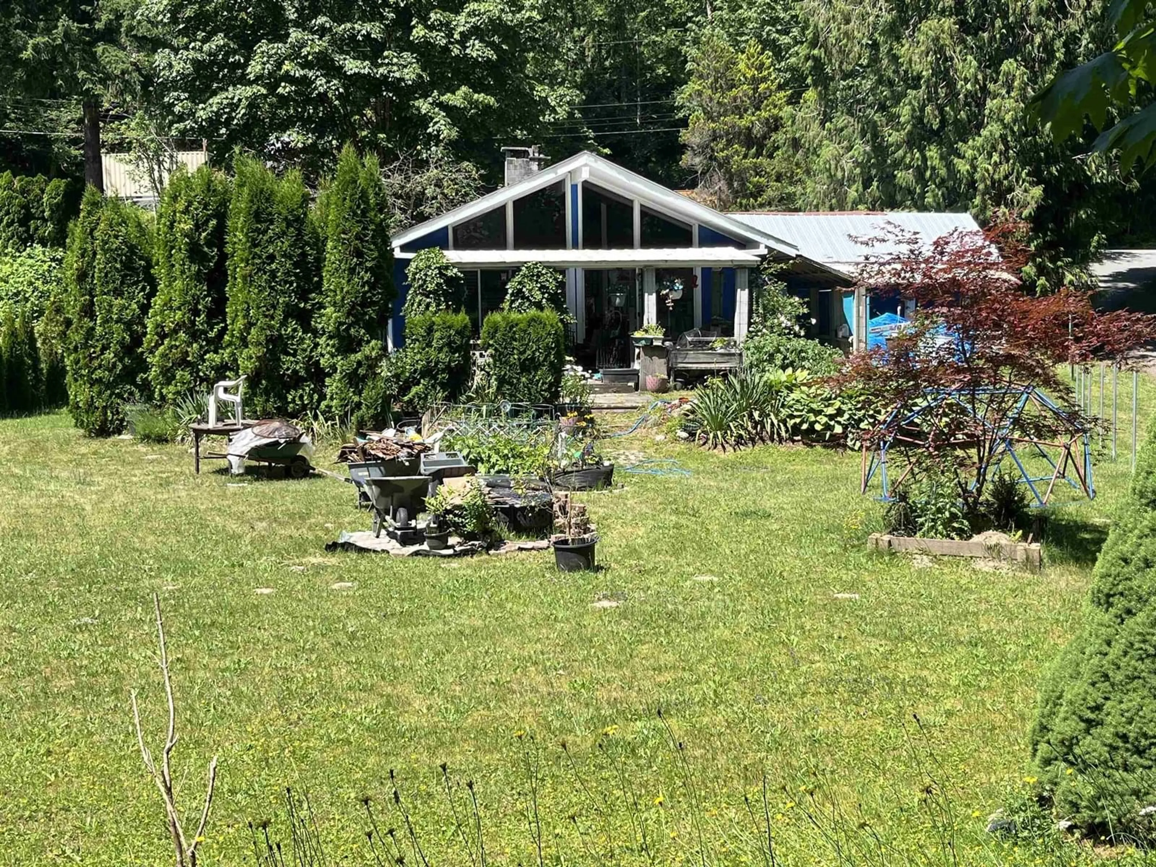 A pic from outside/outdoor area/front of a property/back of a property/a pic from drone, unknown for 50964 O'BYRNE ROAD, Chilliwack British Columbia V4Z1B6