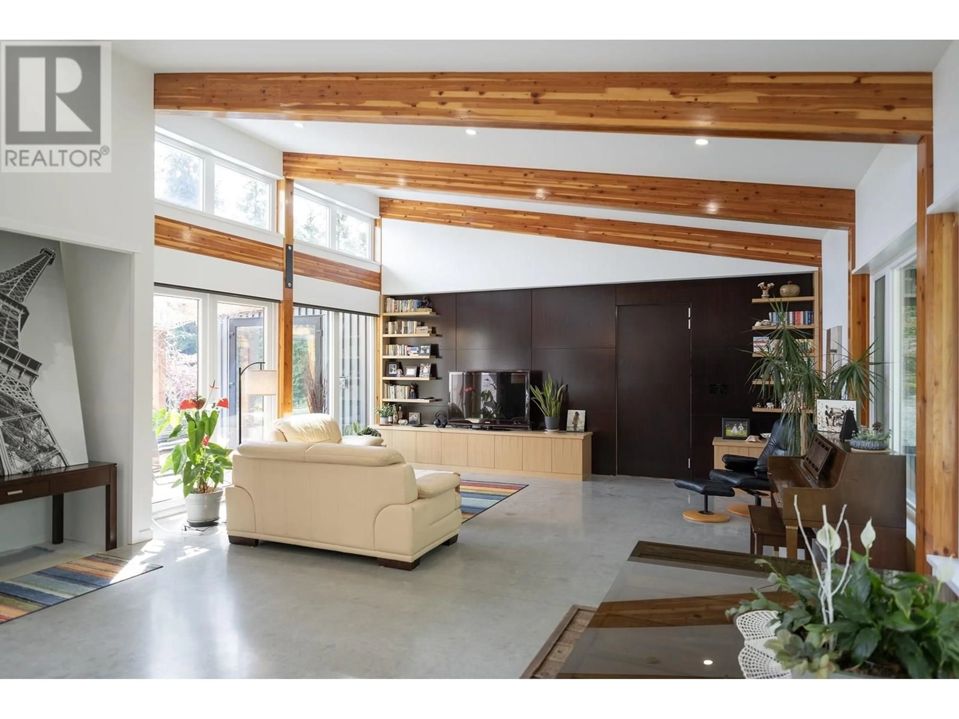 Unknown for 996 REED ROAD, Gibsons British Columbia V0N1V7