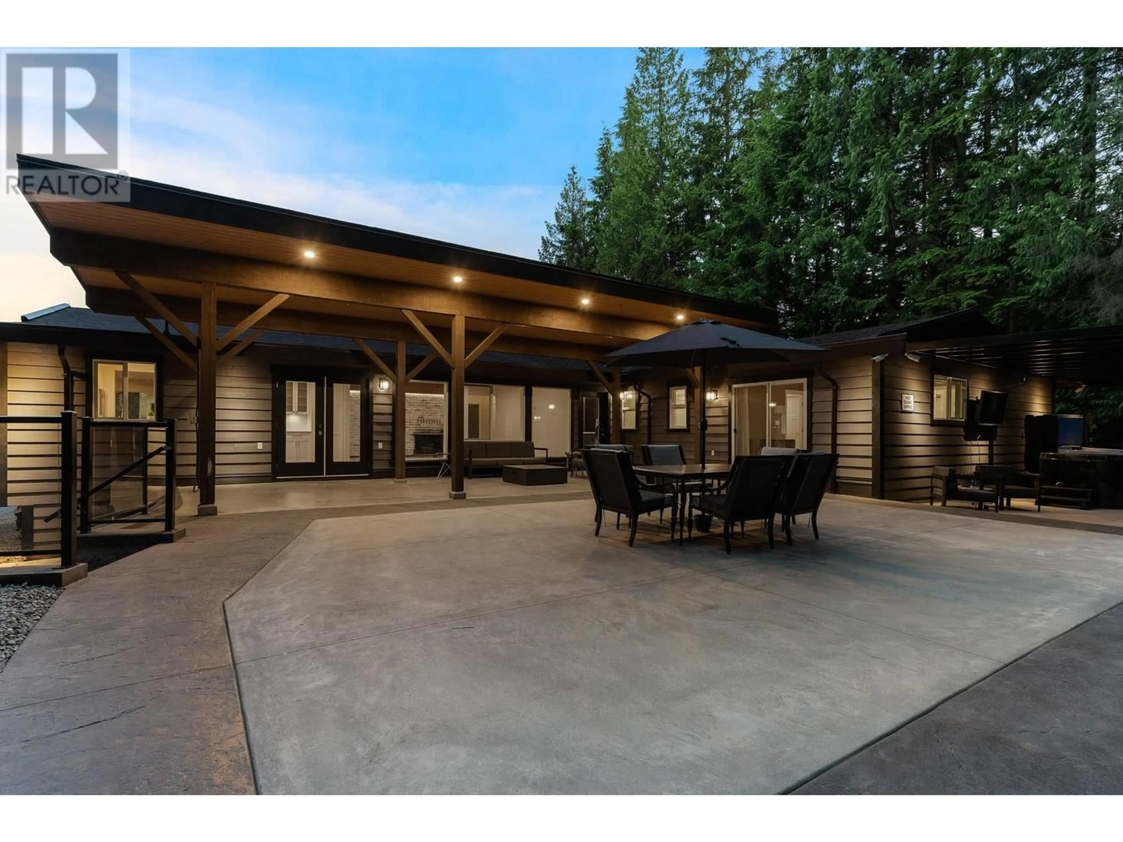 Patio, unknown for 27561 SAYERS CRESCENT, Maple Ridge British Columbia V2W1N3