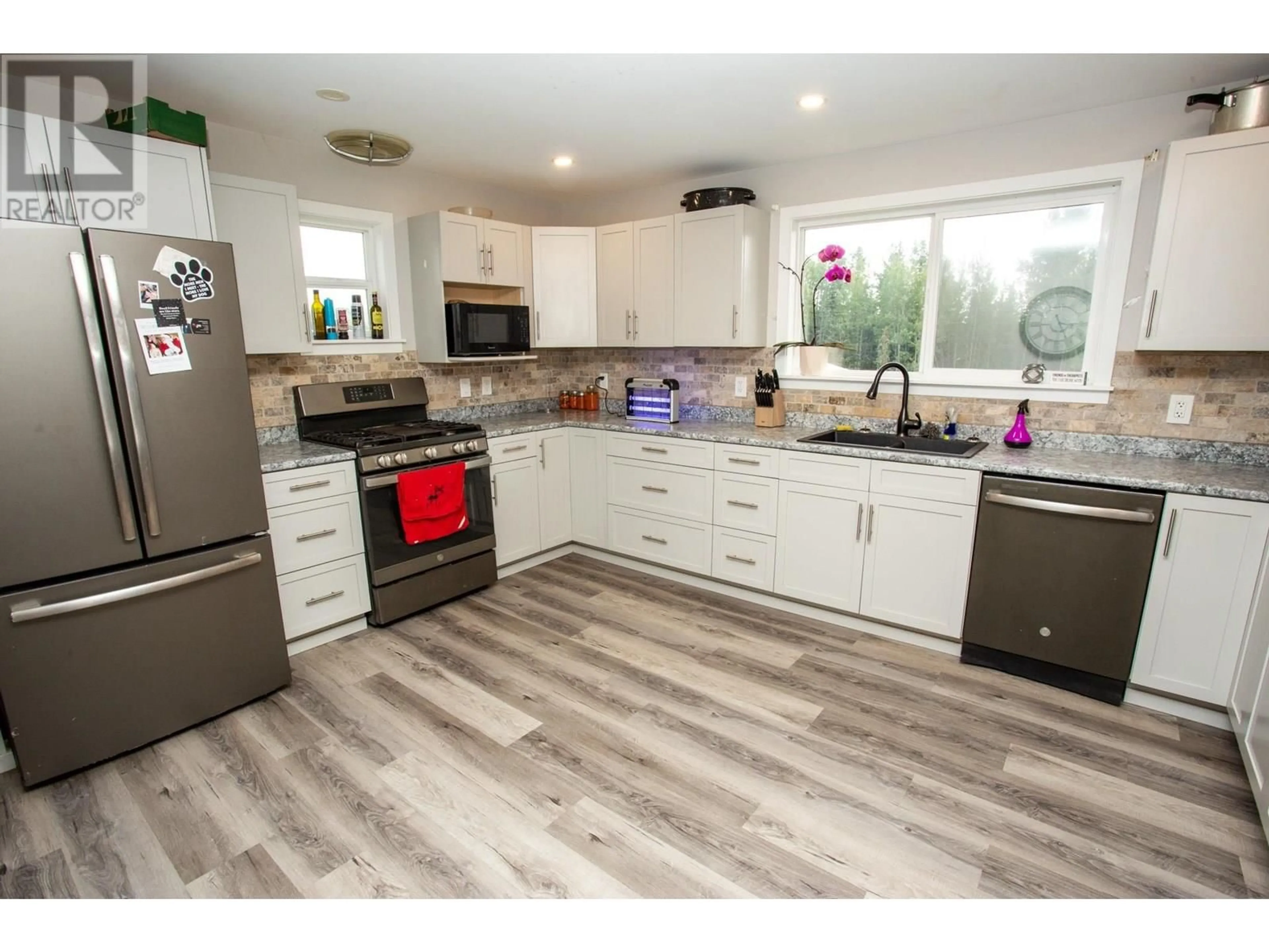 Open concept kitchen, unknown for 24420 HART HIGHWAY, Prince George British Columbia V2K5X2