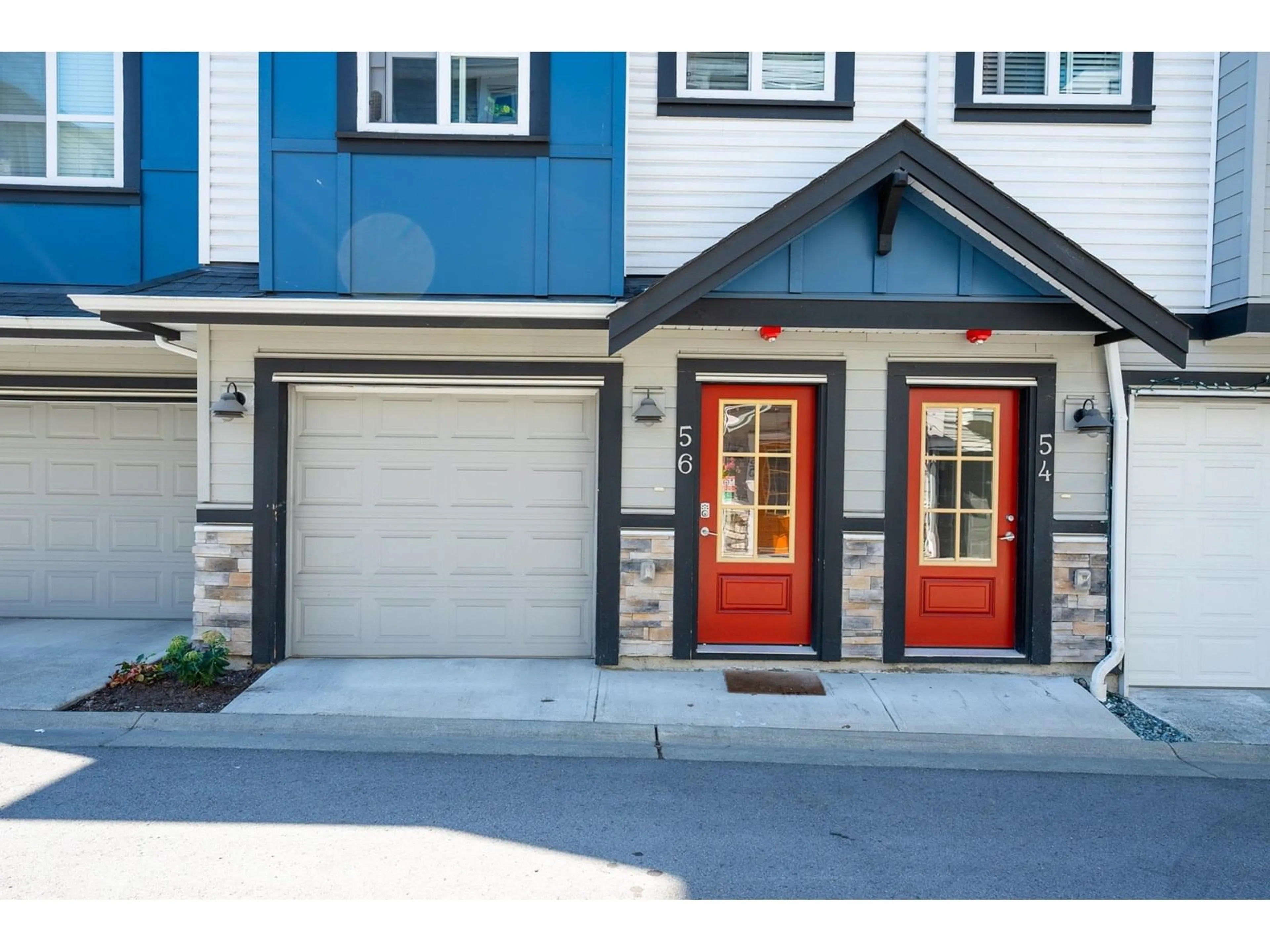 Unknown for 56 - 20860 76, Langley British Columbia V2Y0S8