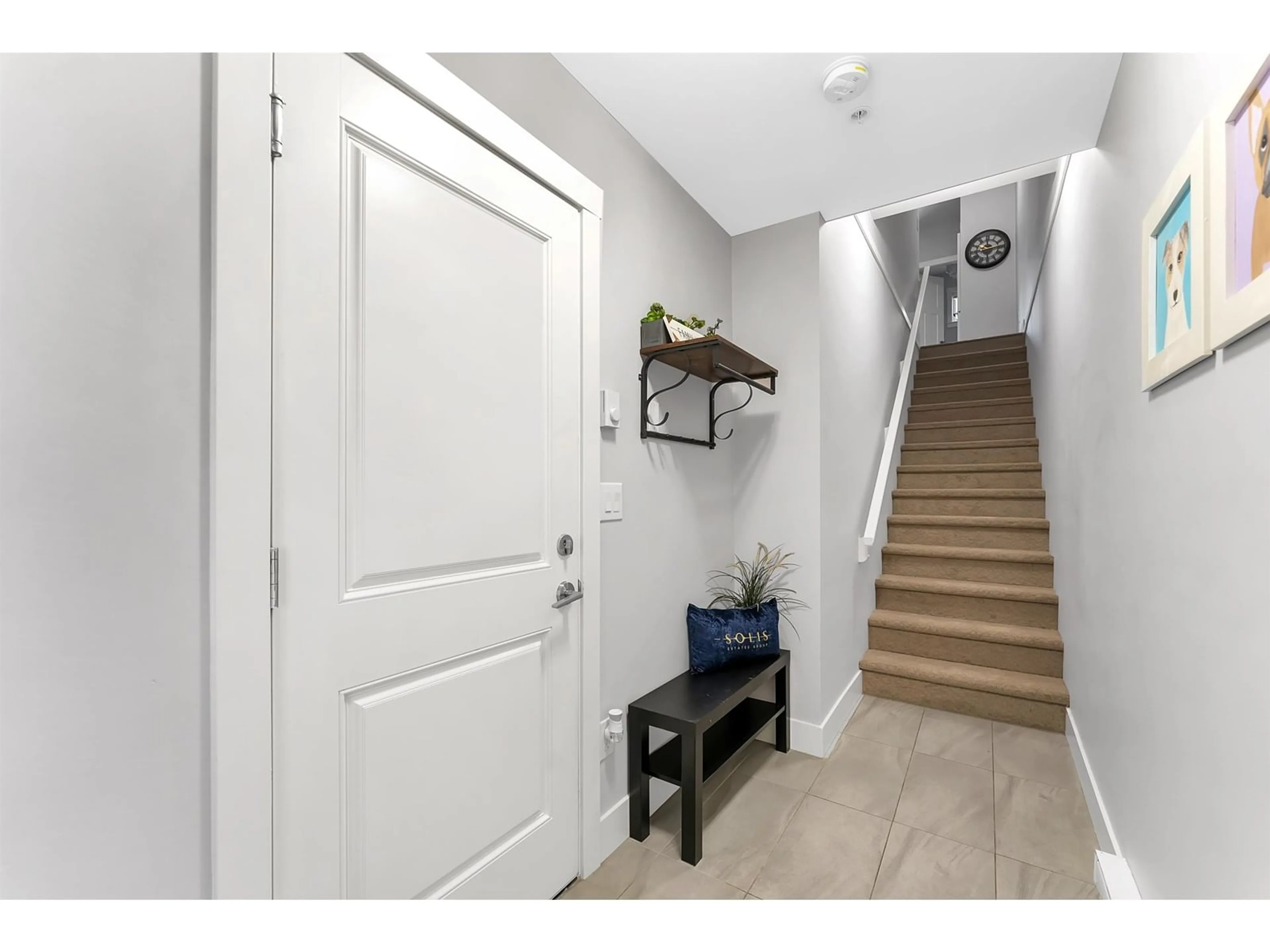Indoor entryway for 56 - 20860 76, Langley British Columbia V2Y0S8