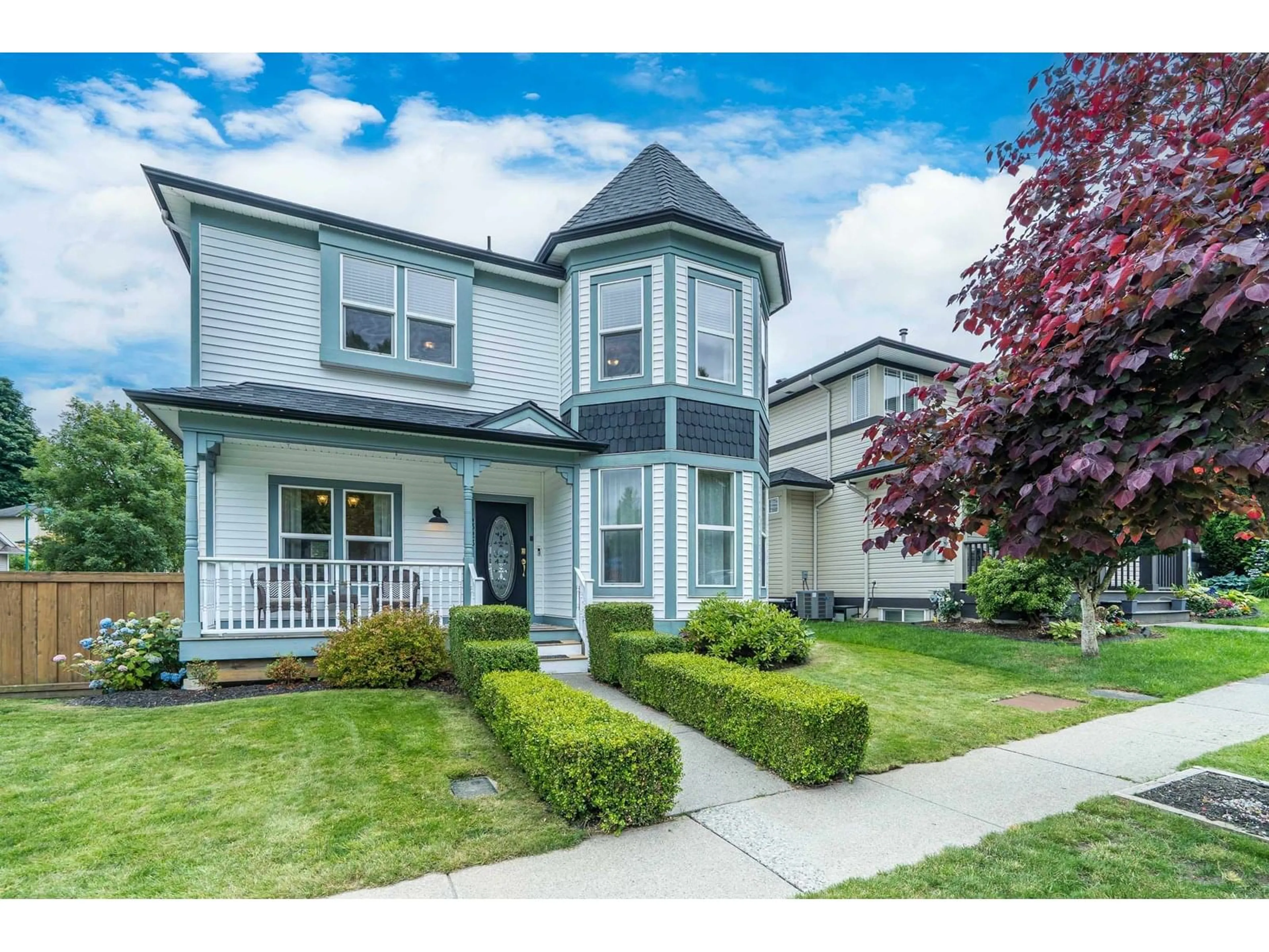 Home with vinyl exterior material, street for 4323 BILL REID, Abbotsford British Columbia V3G3C2