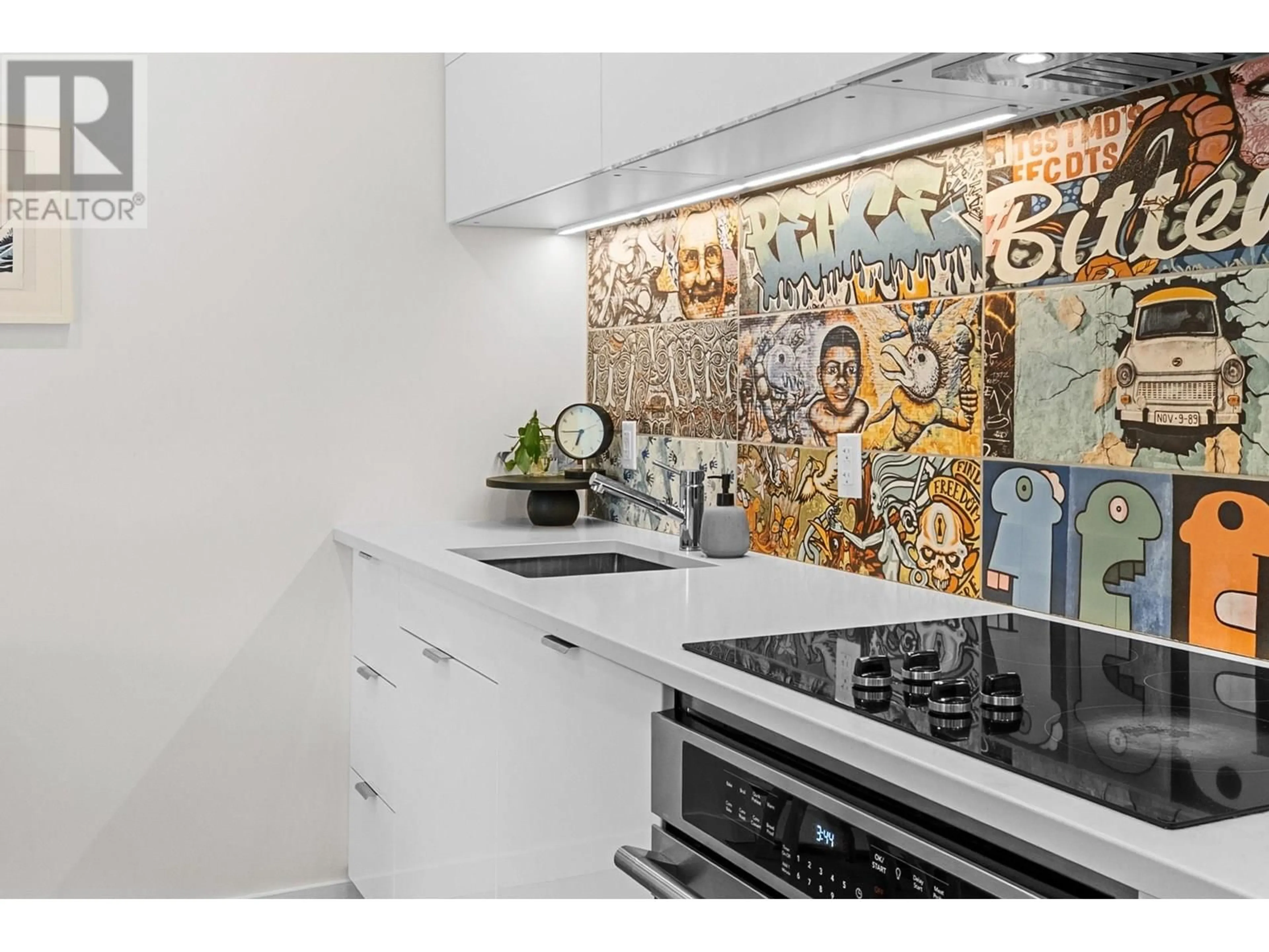 Contemporary kitchen, ceramic/tile floor for 101 - 241 ST. ANDREWS AVENUE, North Vancouver British Columbia V7L3K8