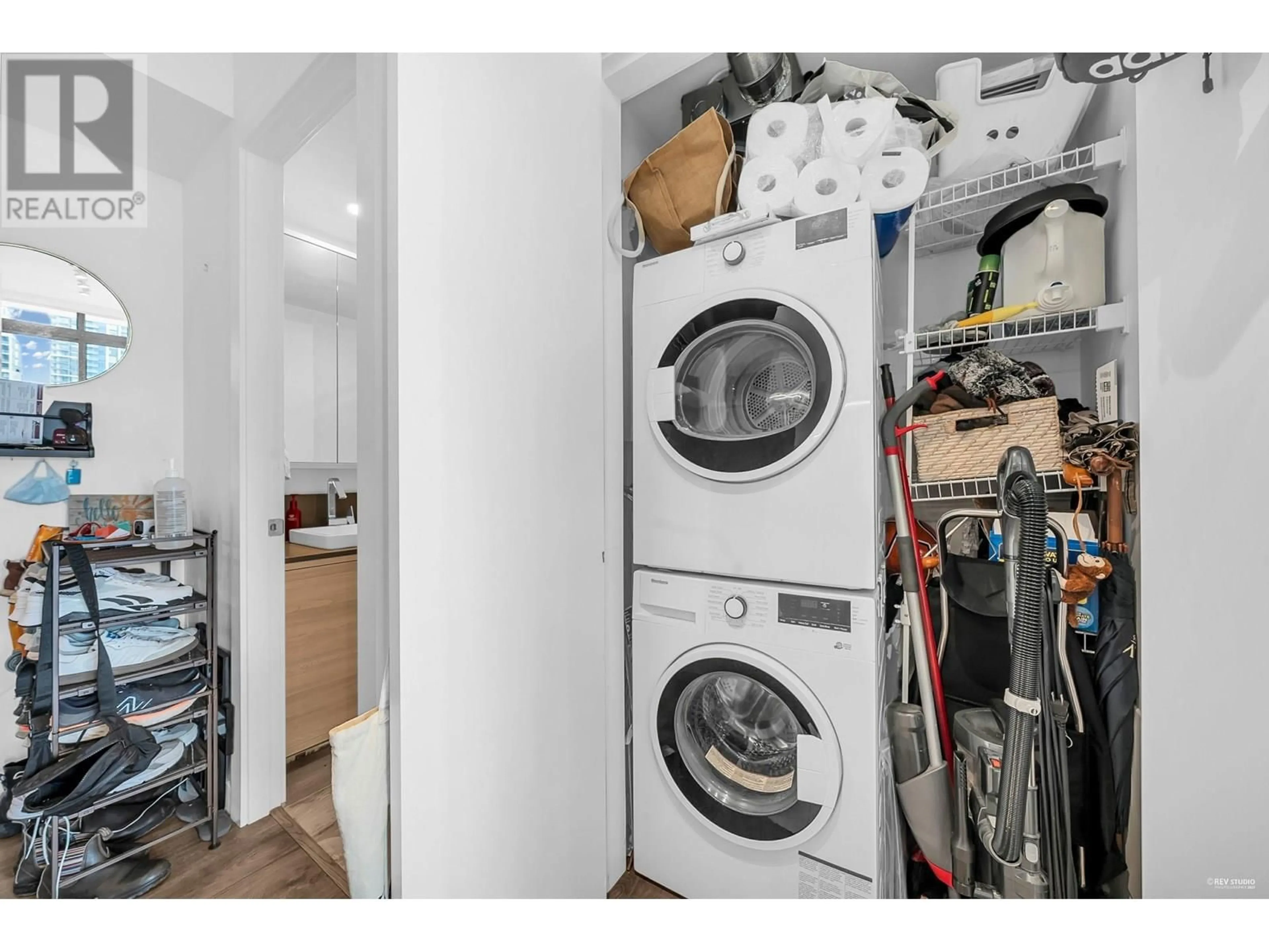 Laundry room for 1503 - 4488 JUNEAU STREET, Burnaby British Columbia V5C0M4