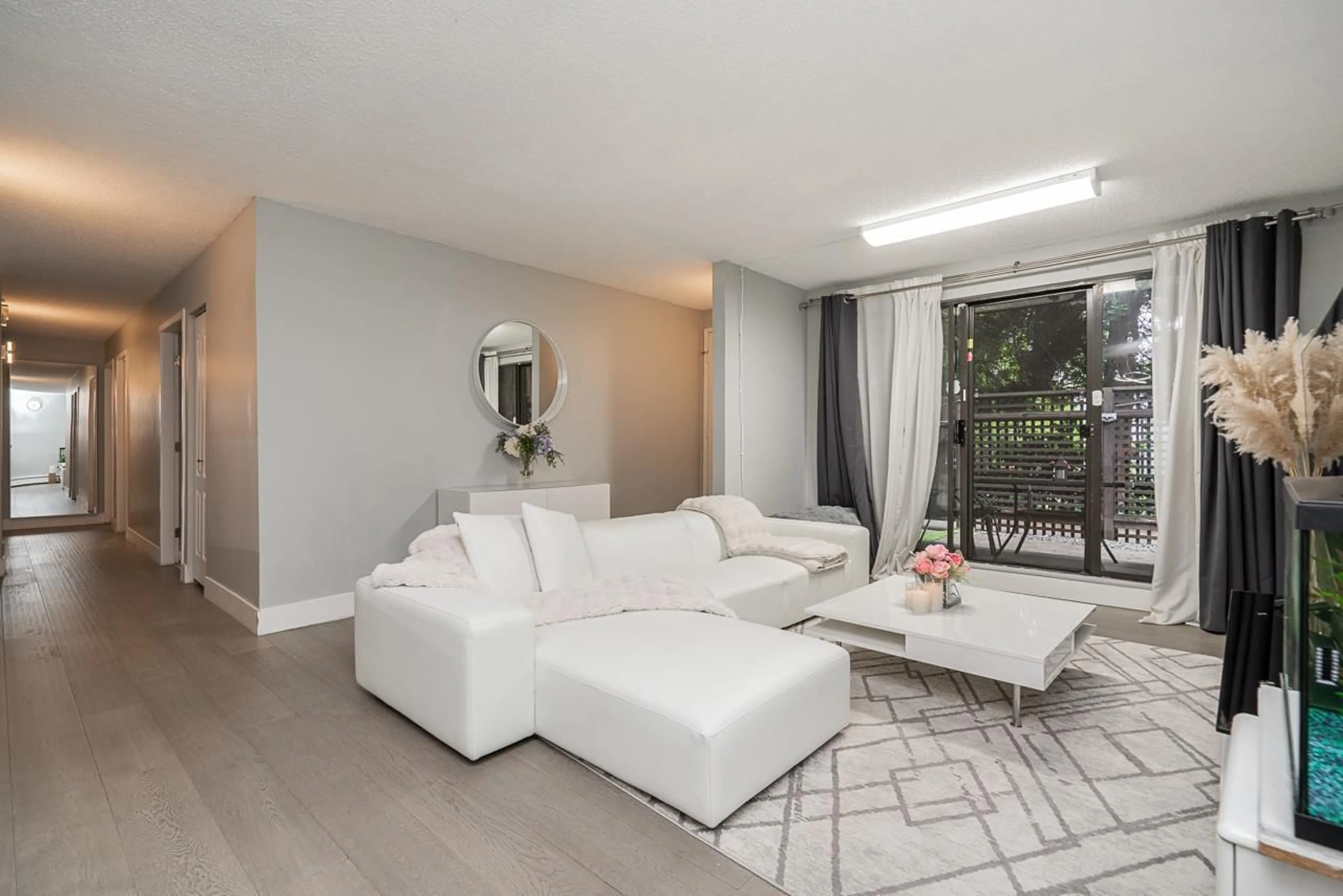 Living room with furniture, unknown for 107 - 13977 74, Surrey British Columbia V3W6G6