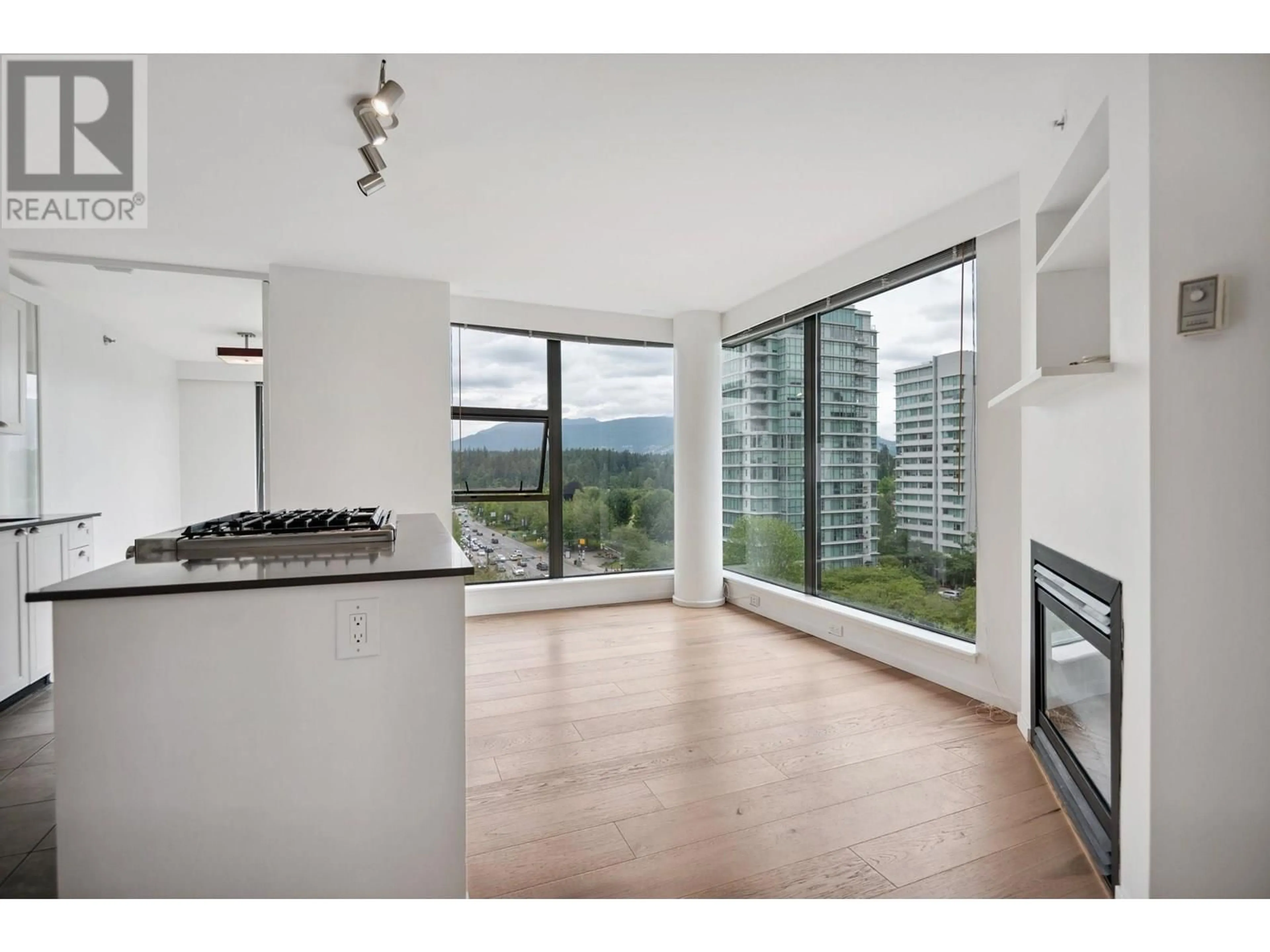 Open concept kitchen, wood/laminate floor for 906 - 1723 ALBERNI STREET, Vancouver British Columbia V6G3G9