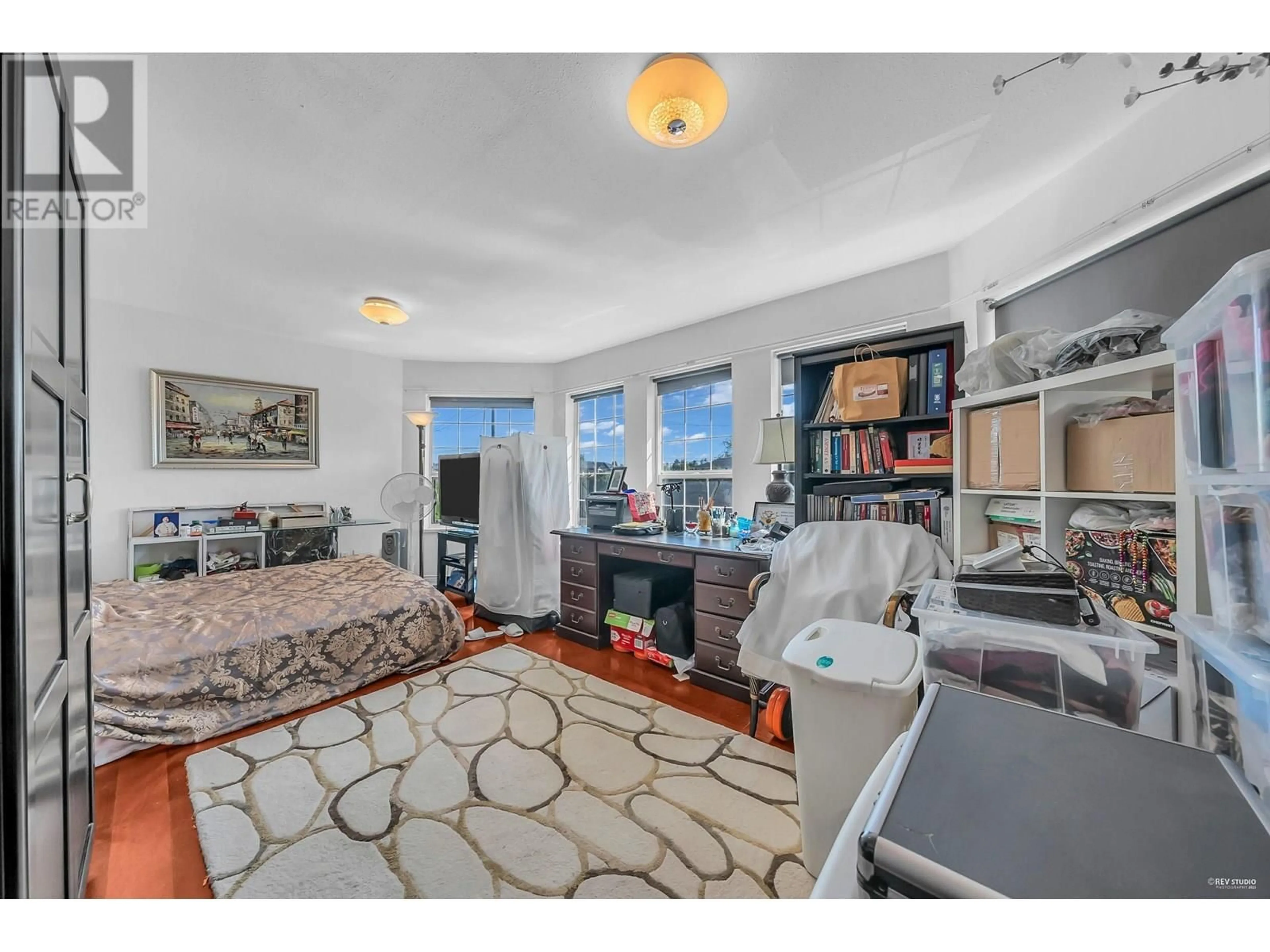 A pic of a room for 8071 NO. 4 ROAD, Richmond British Columbia V6Y2T7