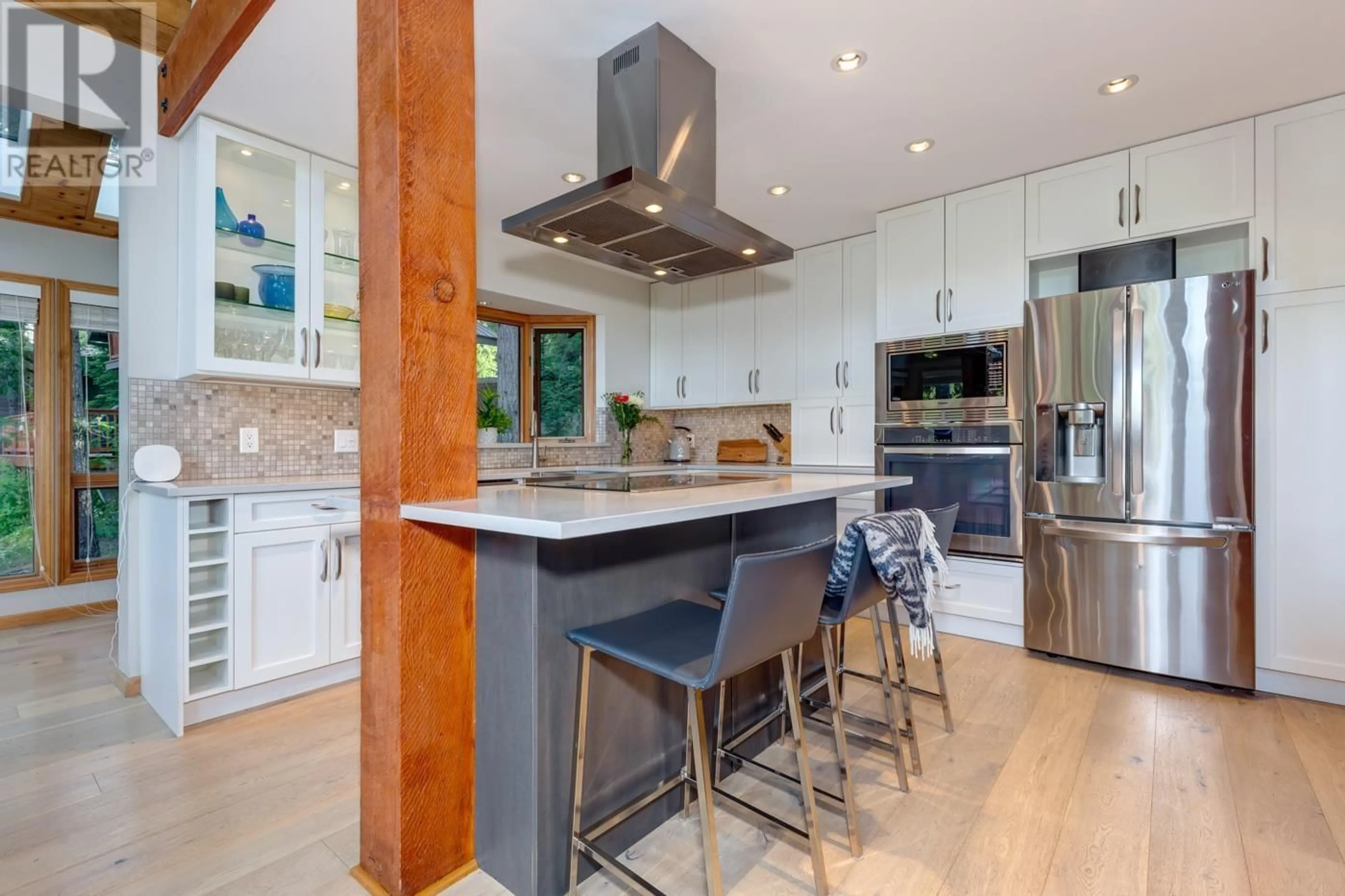 Open concept kitchen, unknown for 8505 MATTERHORN DRIVE, Whistler British Columbia V8E0G1