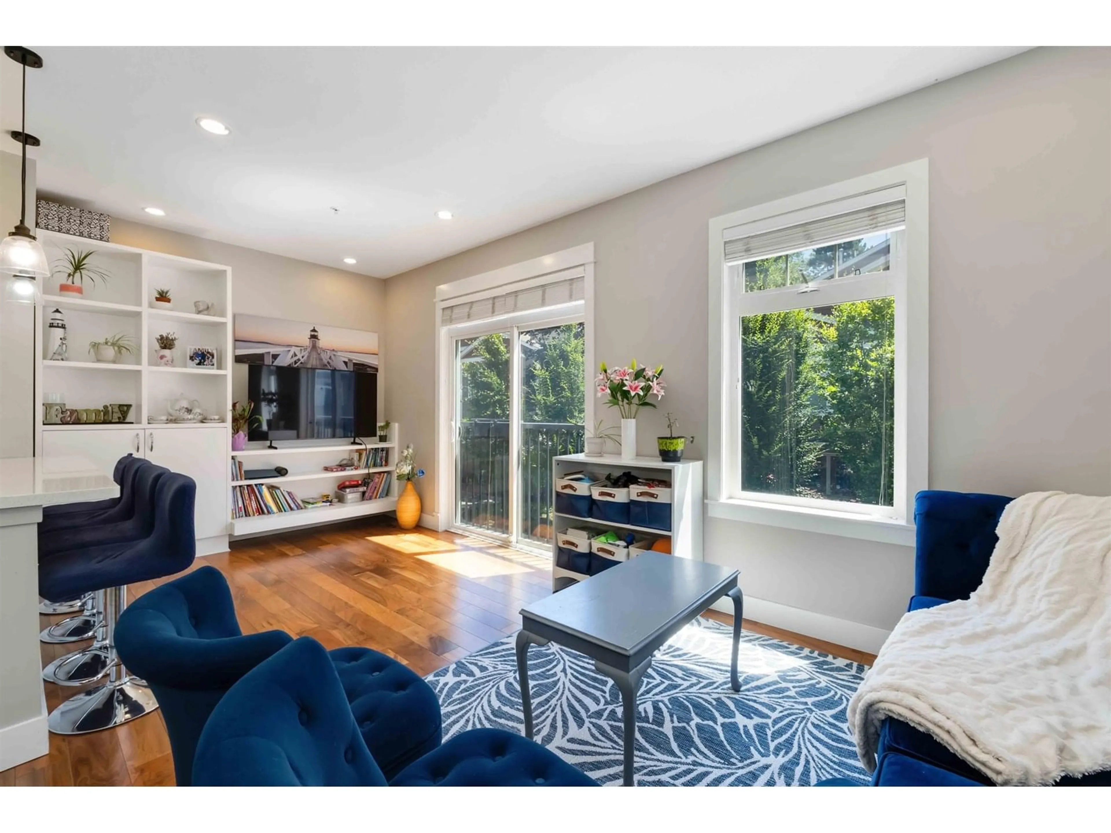 Living room with furniture, unknown for 41 - 2689 PARKWAY, Surrey British Columbia V4P0C3