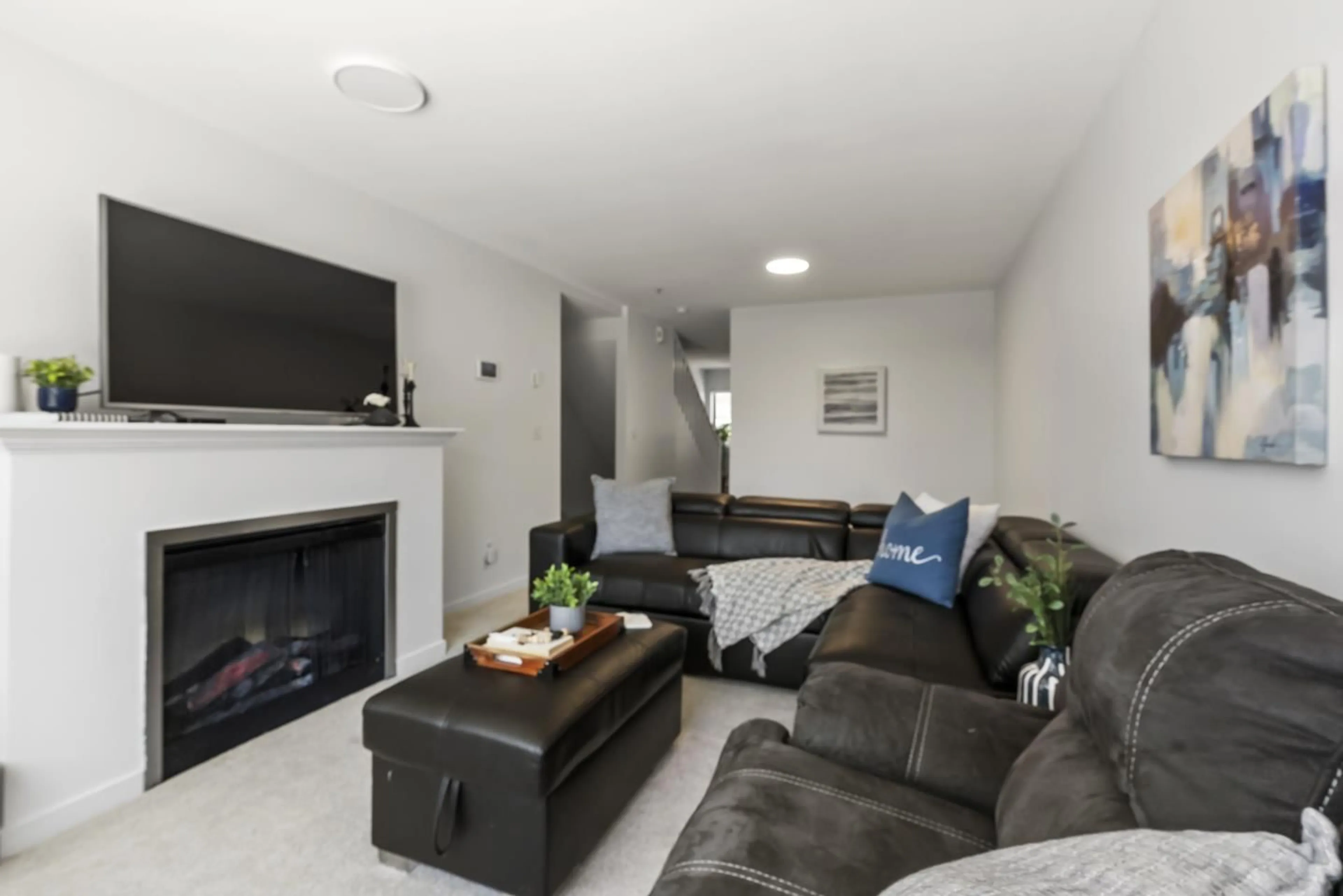 Living room with furniture, unknown for 20 - 5388 201A, Langley British Columbia V3A1S6