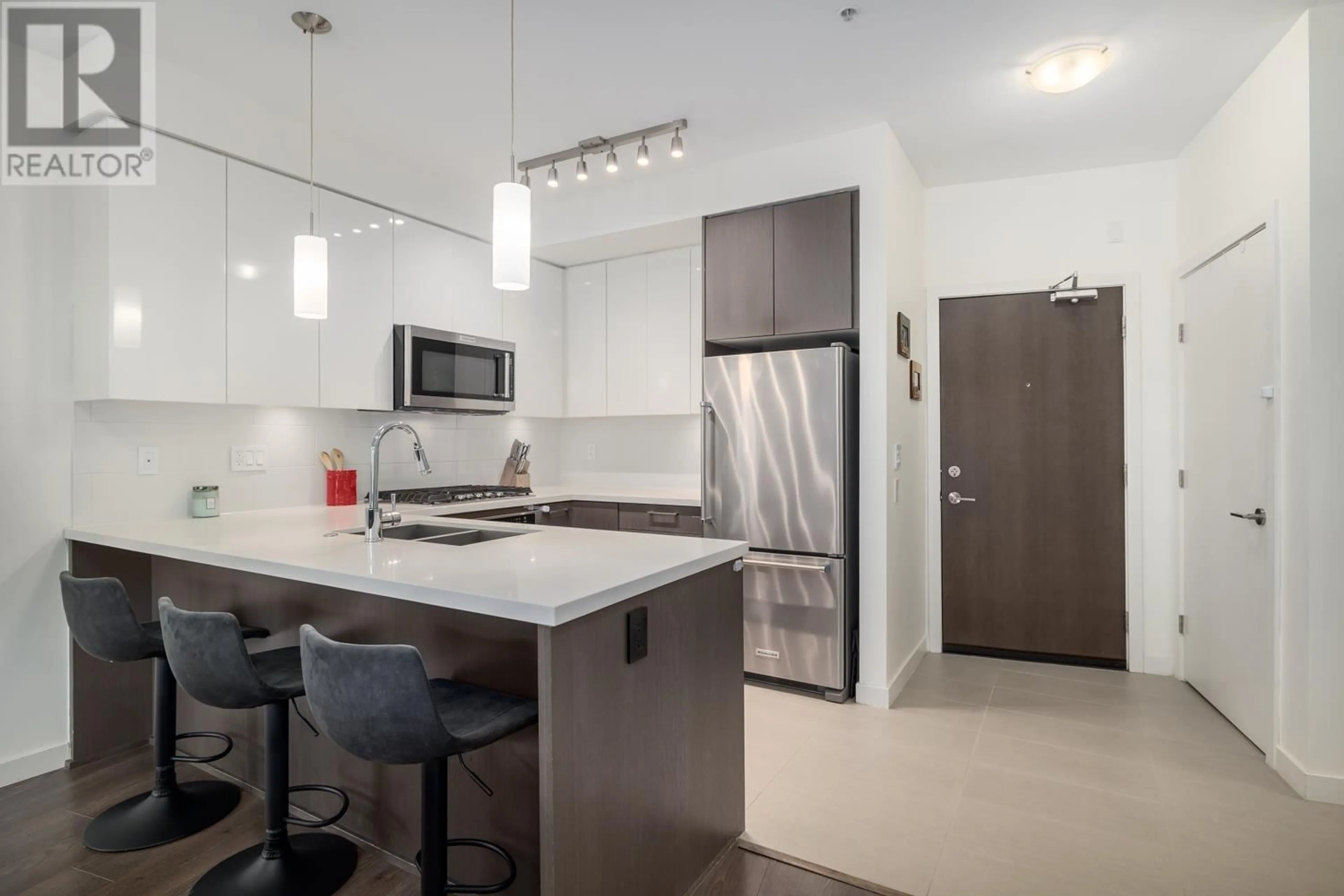 Standard kitchen, unknown for 217 - 22 ROYAL AVENUE, New Westminster British Columbia V3L0H1