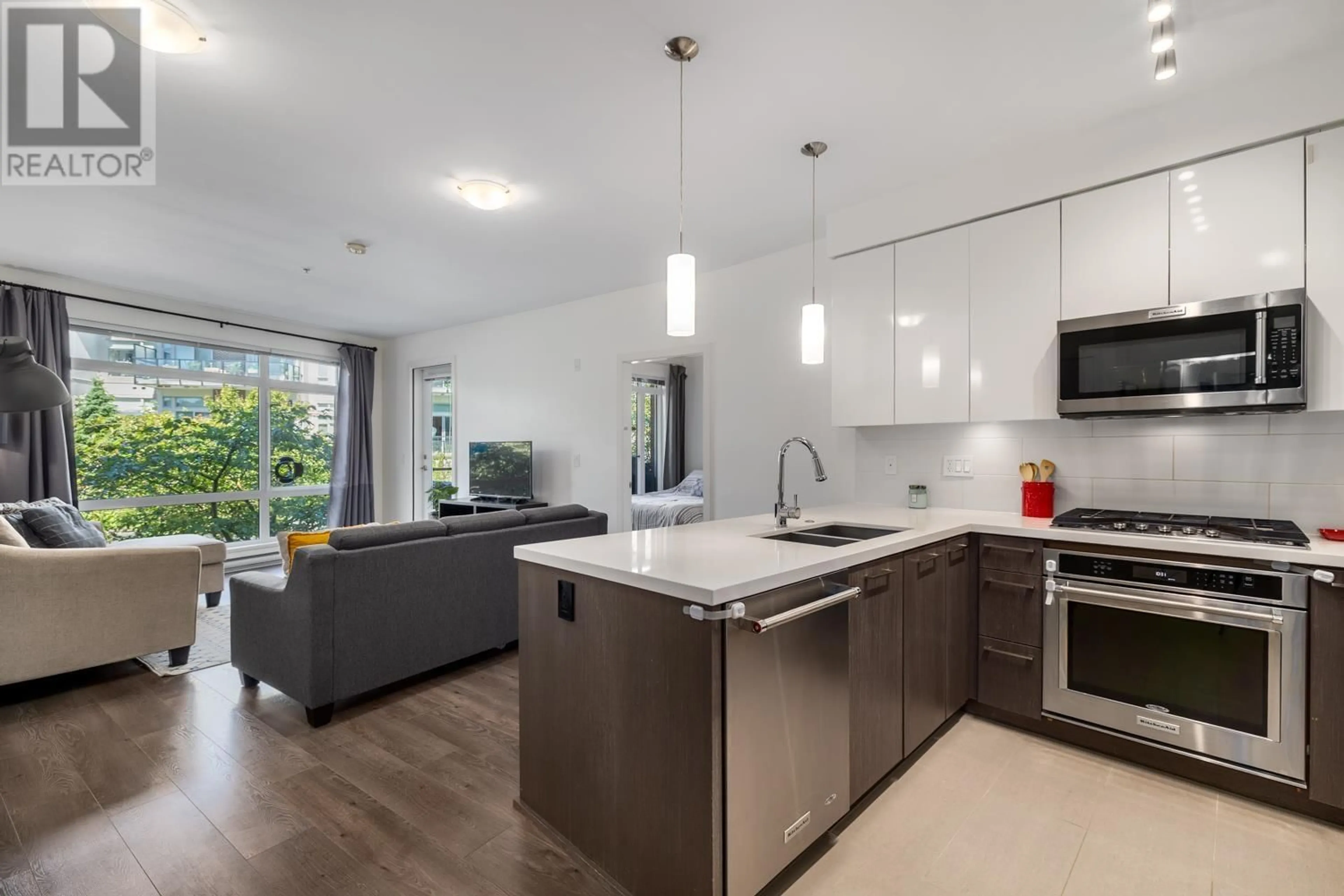 Open concept kitchen, unknown for 217 - 22 ROYAL AVENUE, New Westminster British Columbia V3L0H1