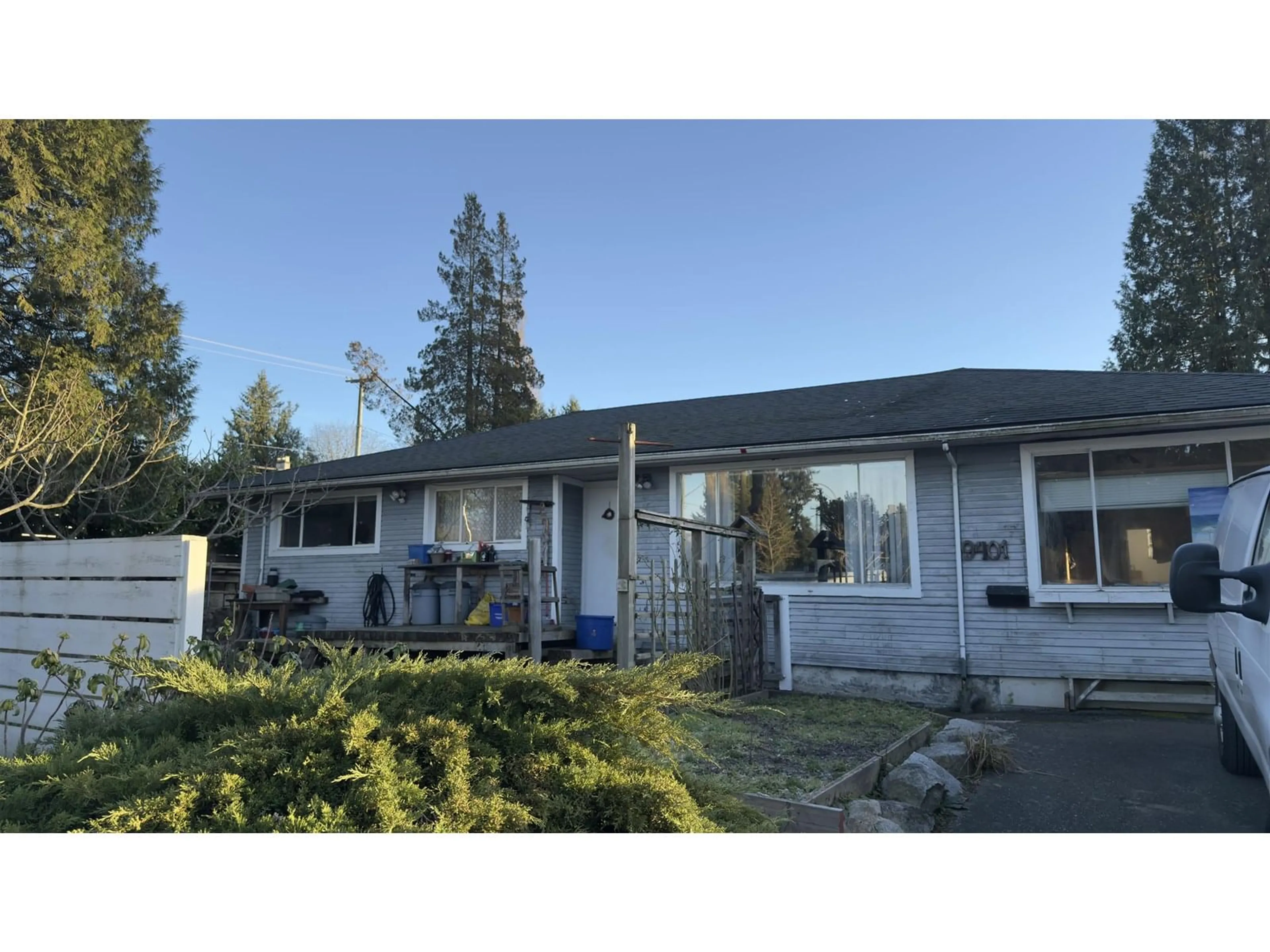 Unknown for 9401 DAWSON, Delta British Columbia V4C5G7