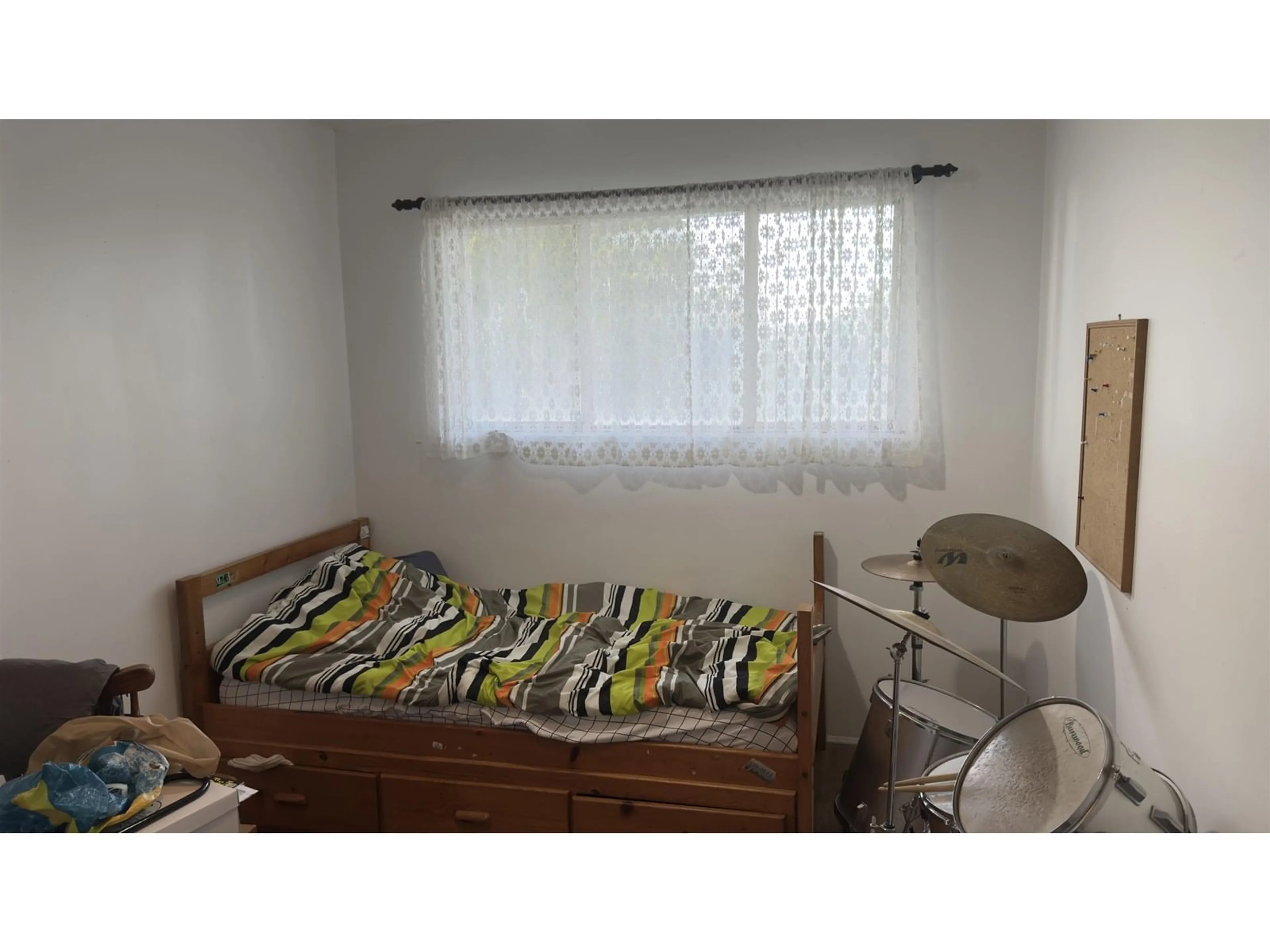 A pic of a room for 9401 DAWSON, Delta British Columbia V4C5G7