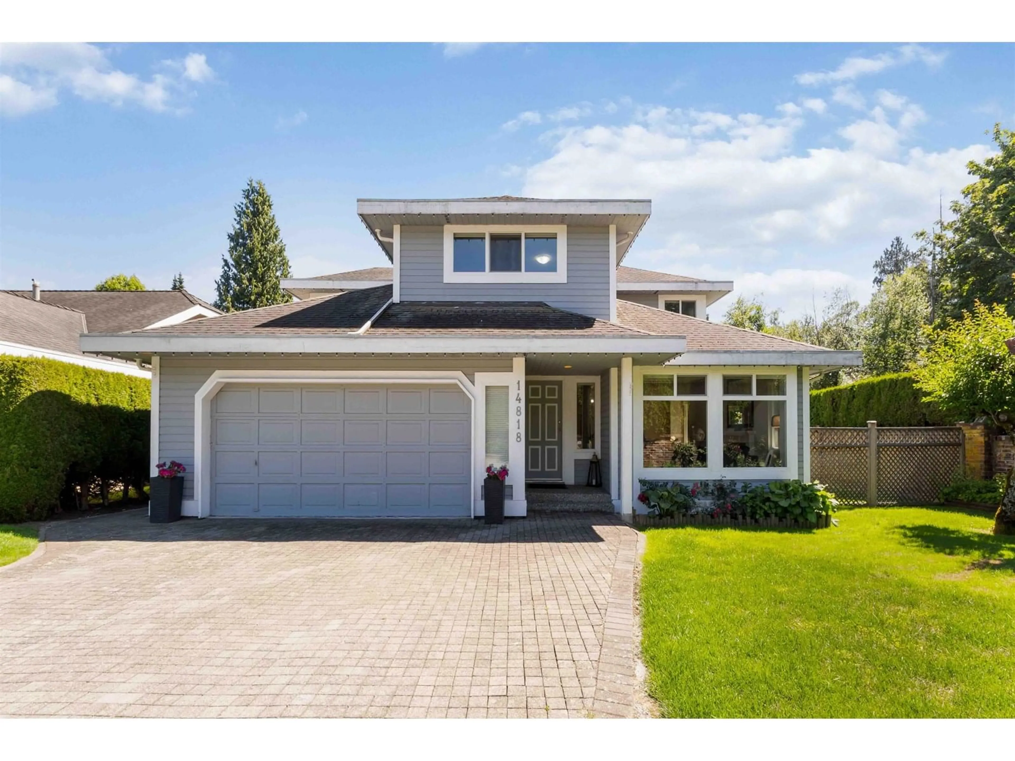 Home with vinyl exterior material, street for 14818 21A, Surrey British Columbia V4A8L6