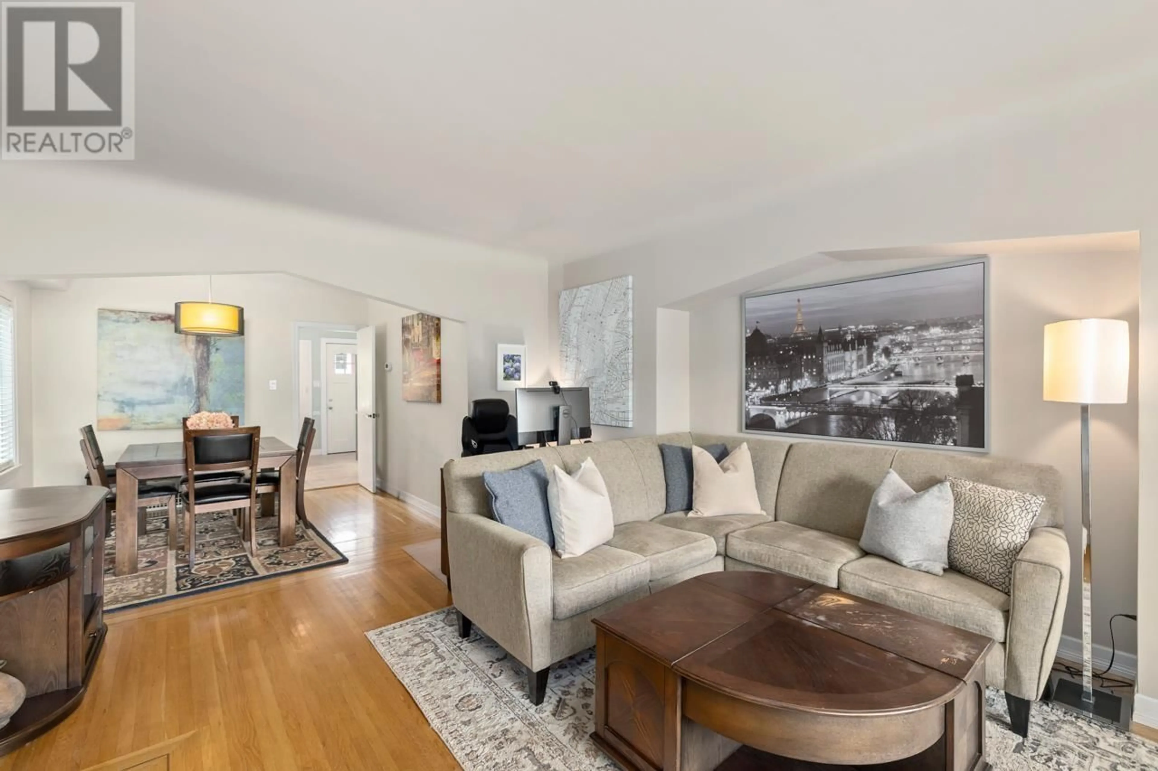 Living room with furniture, unknown for 3206 7TH AVENUE, Vancouver British Columbia V6K2A2