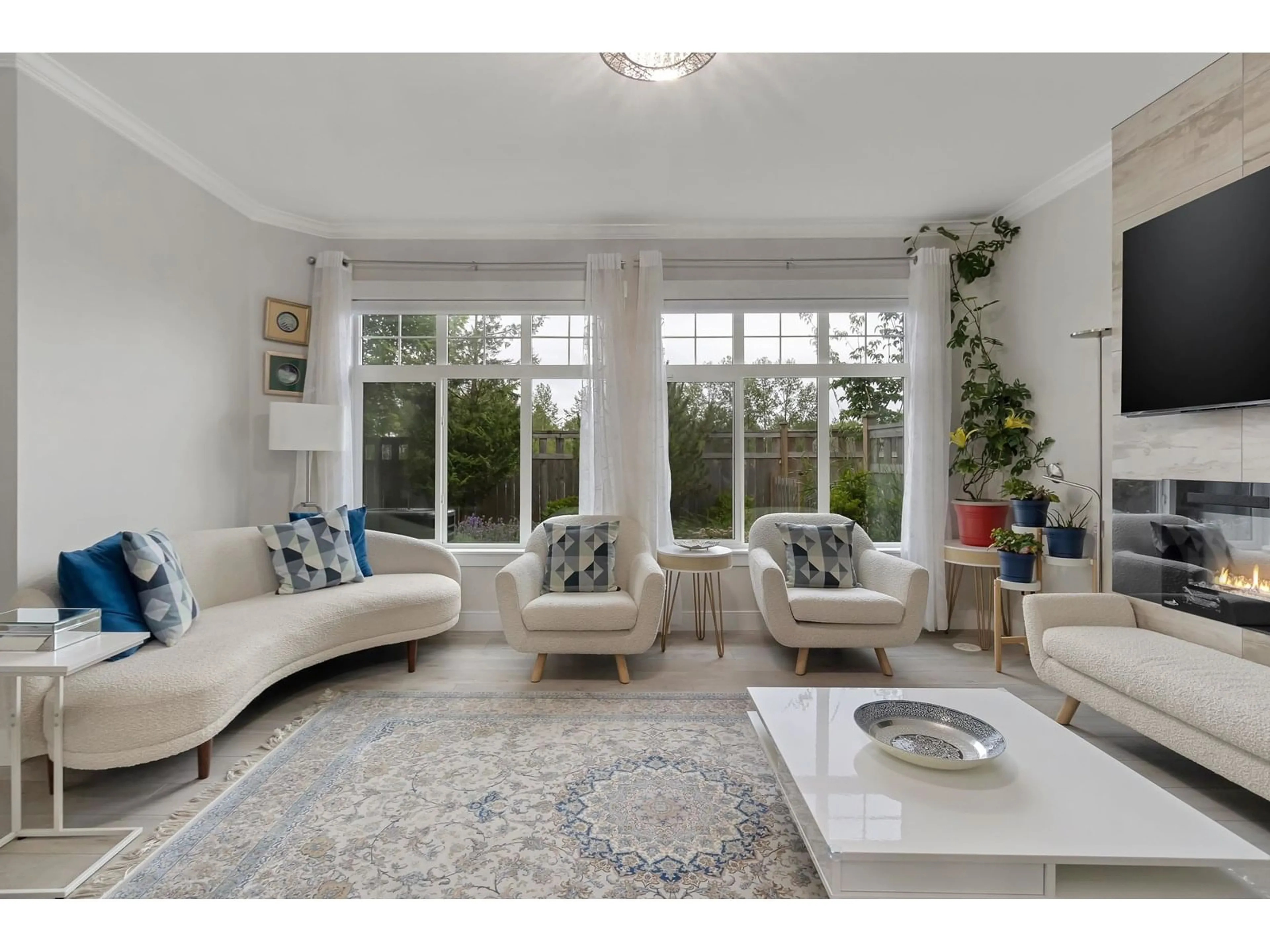 Living room with furniture, unknown for 63 - 17033 FRASER, Surrey British Columbia V4N6V2