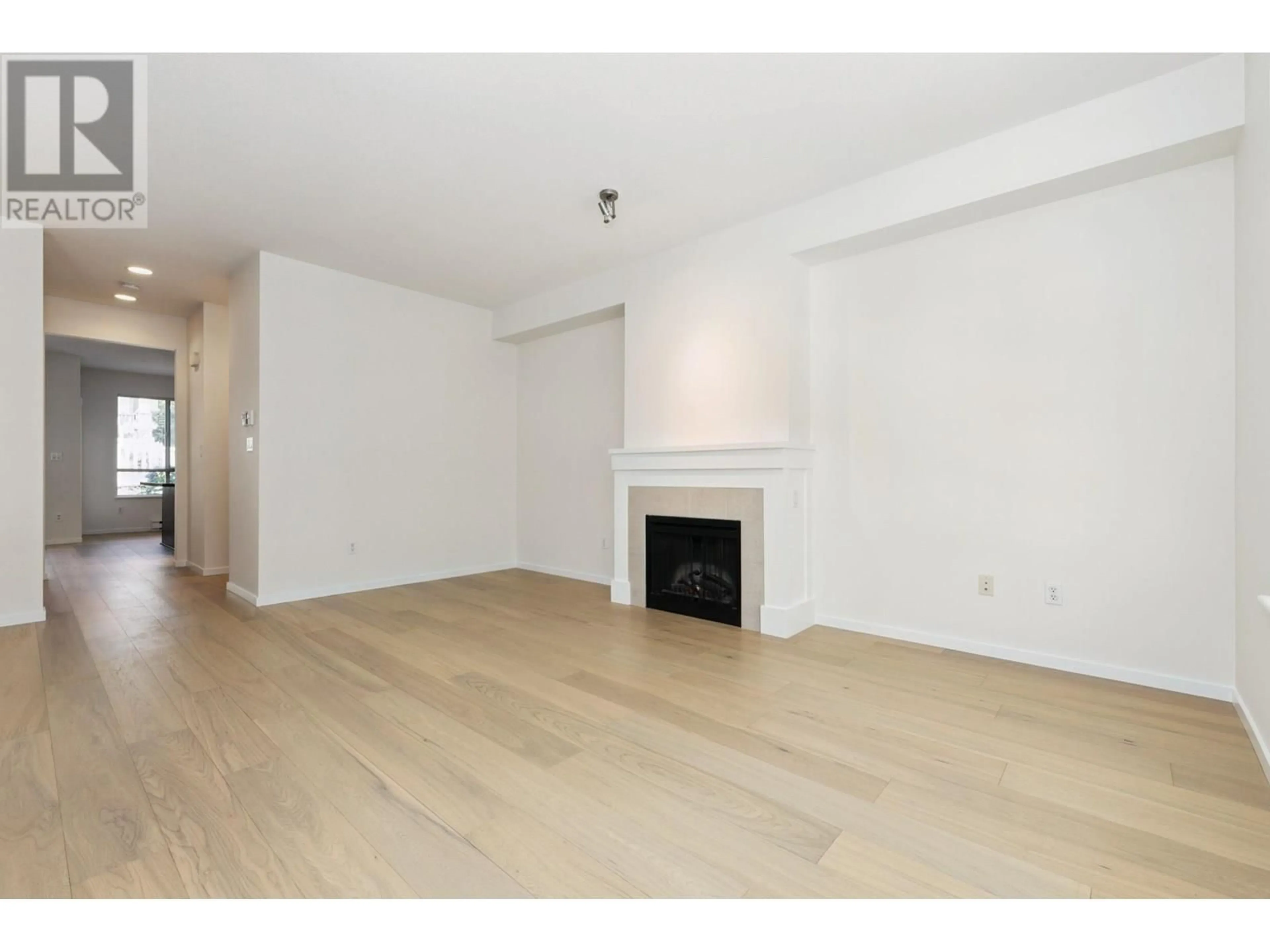 A pic of a room for 55 - 1370 PURCELL DRIVE, Coquitlam British Columbia V3E0A5
