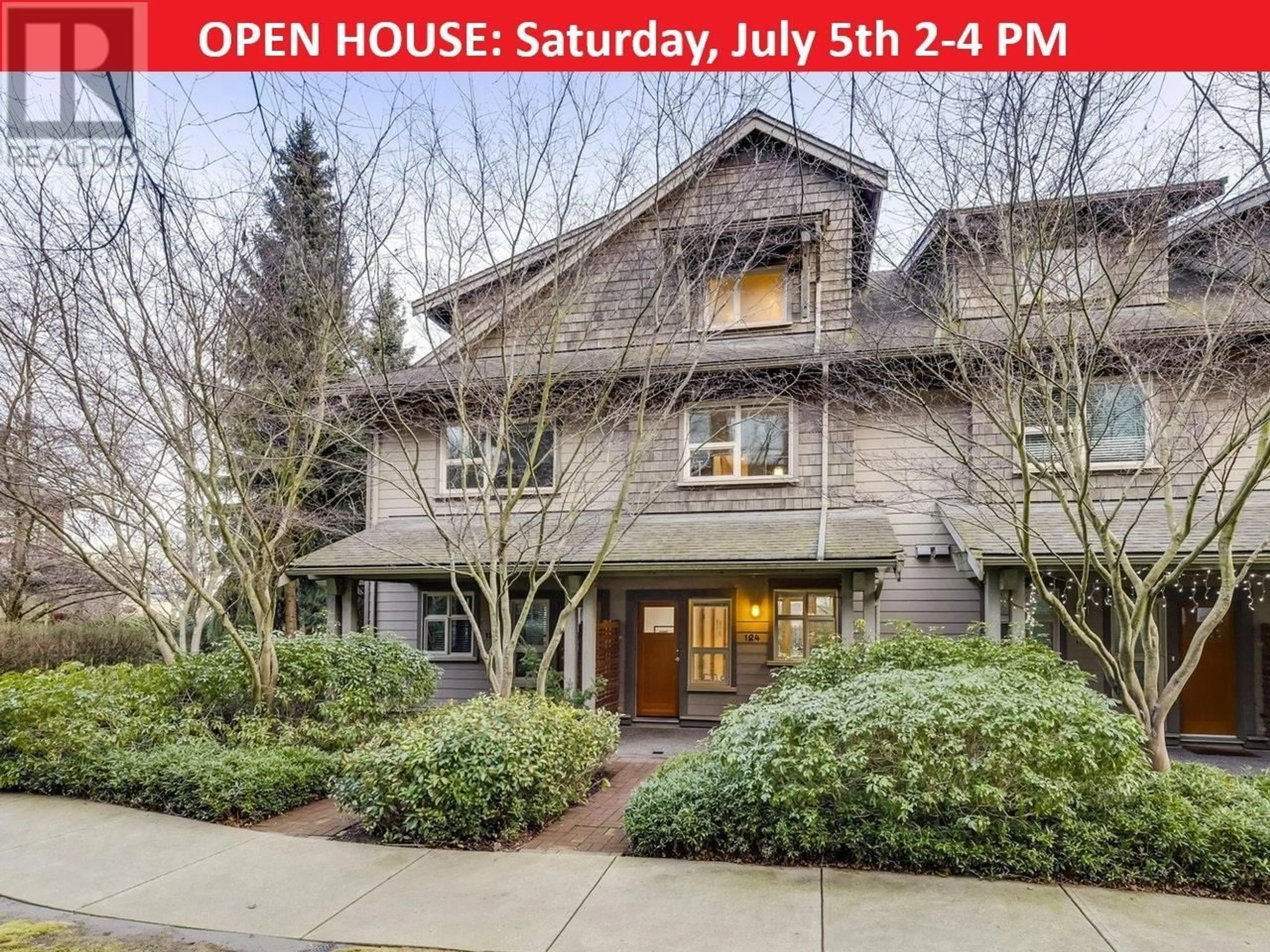 Home with brick exterior material, street for 124 - 250 SALTER STREET, New Westminster British Columbia V3M0B7