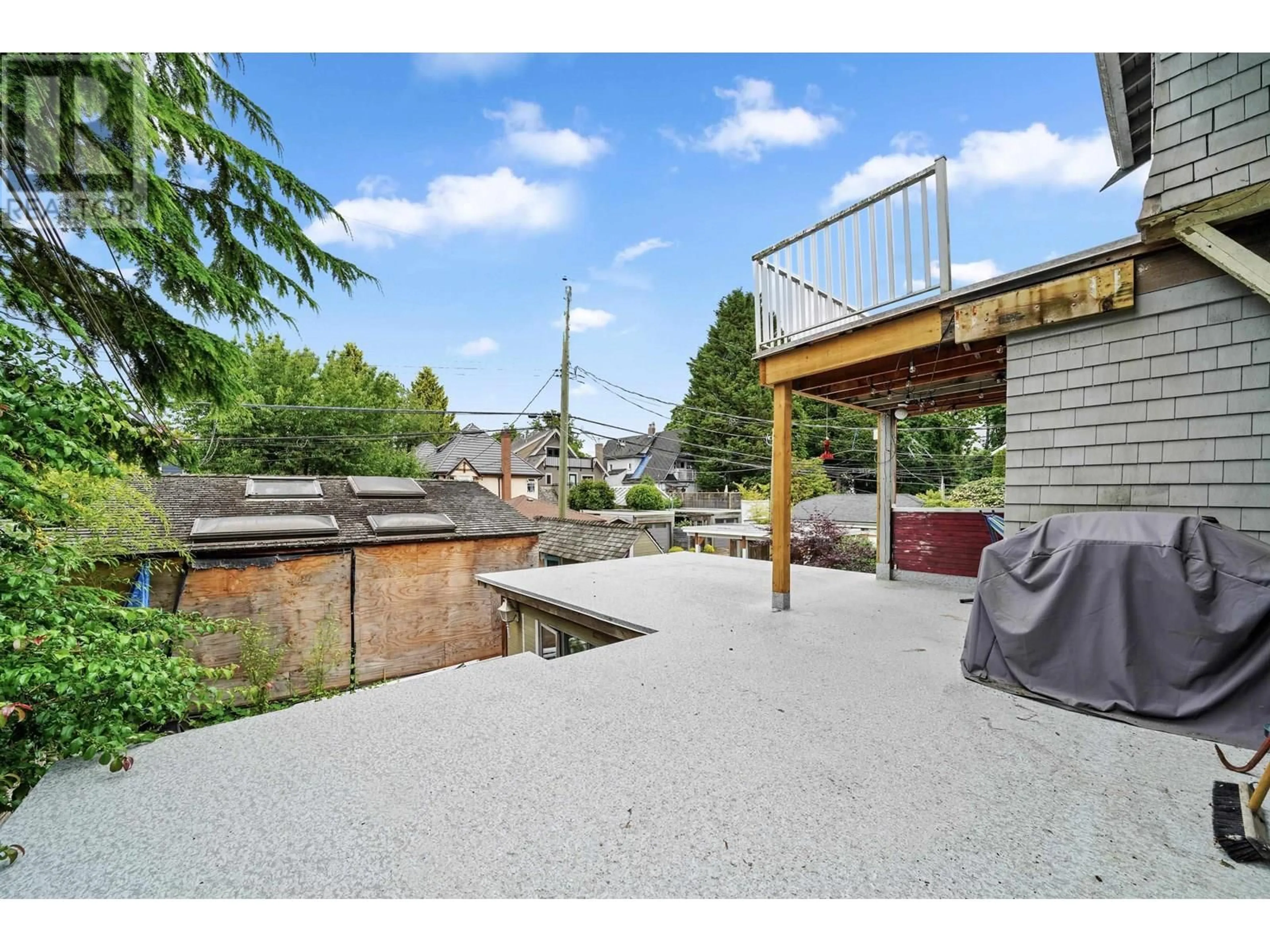Patio, unknown for 3535- - 3539 3RD AVENUE, Vancouver British Columbia V6R1L8