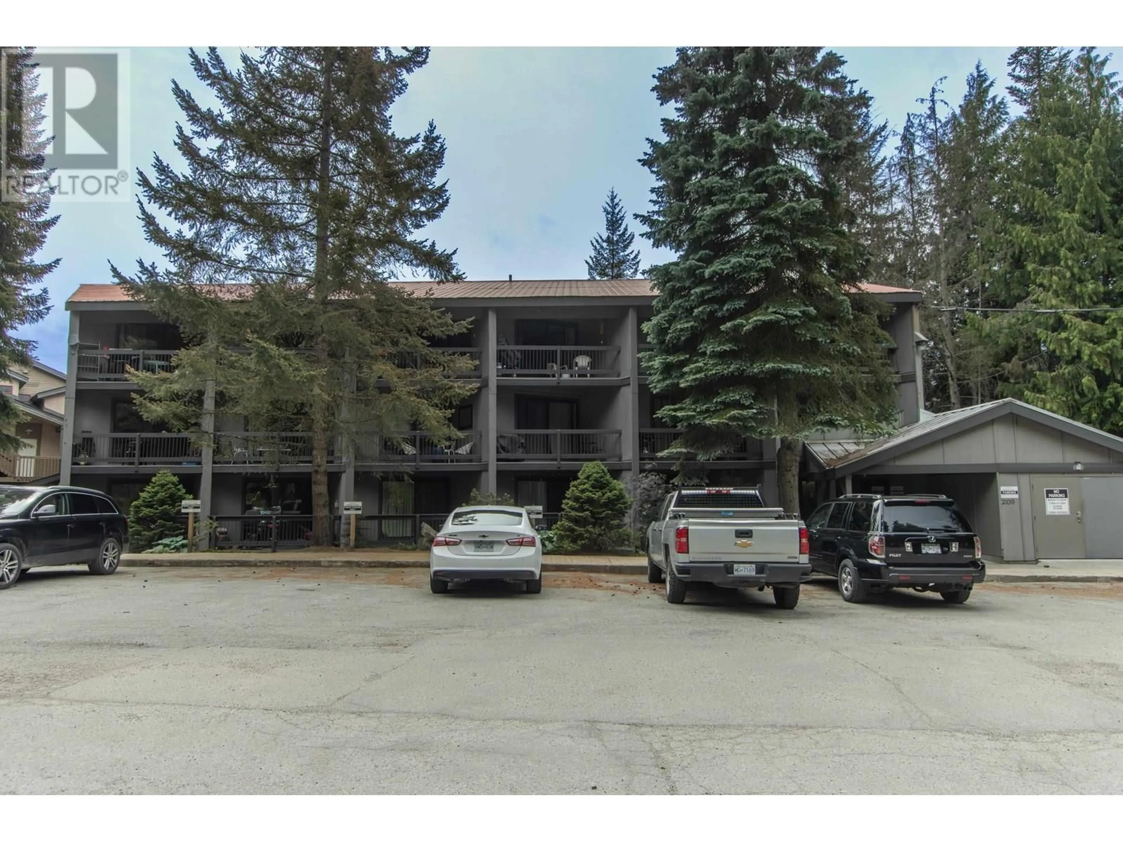 Unknown for 112 - 2109 WHISTLER ROAD, Whistler British Columbia V8E0A6