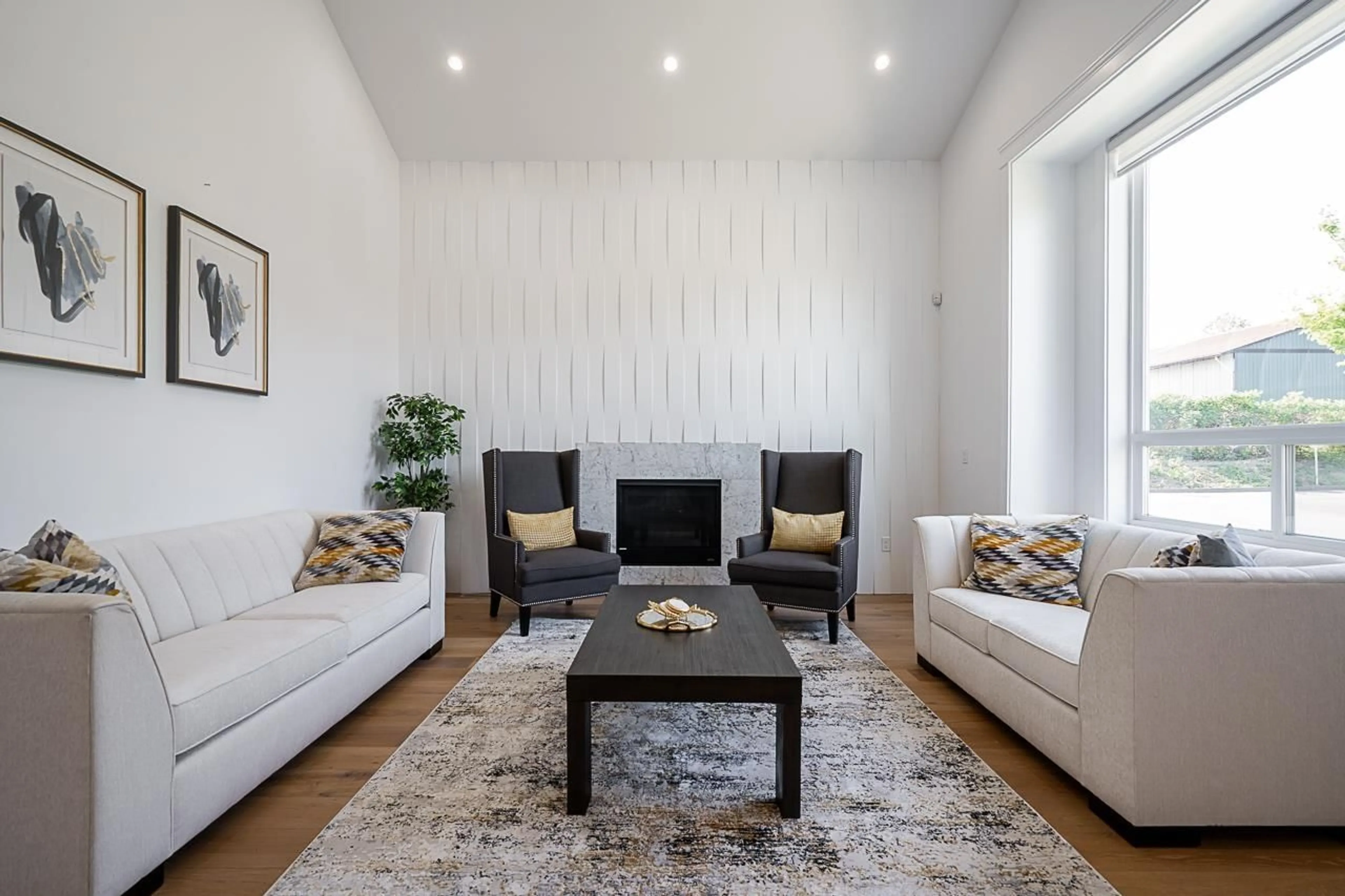 Living room with furniture, unknown for 18712 55, Surrey British Columbia V3S4N7