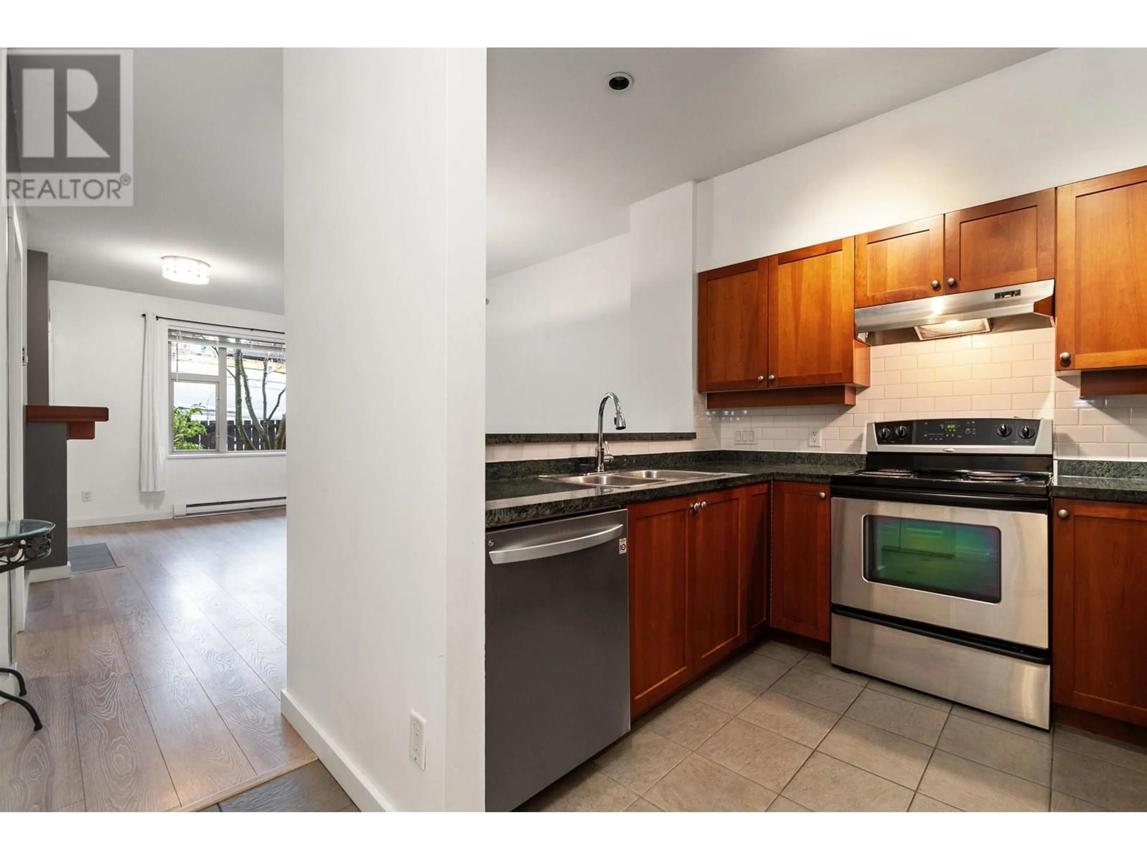 Standard kitchen, unknown for 109 - 675 PARK CRESCENT, New Westminster British Columbia V3L5W4