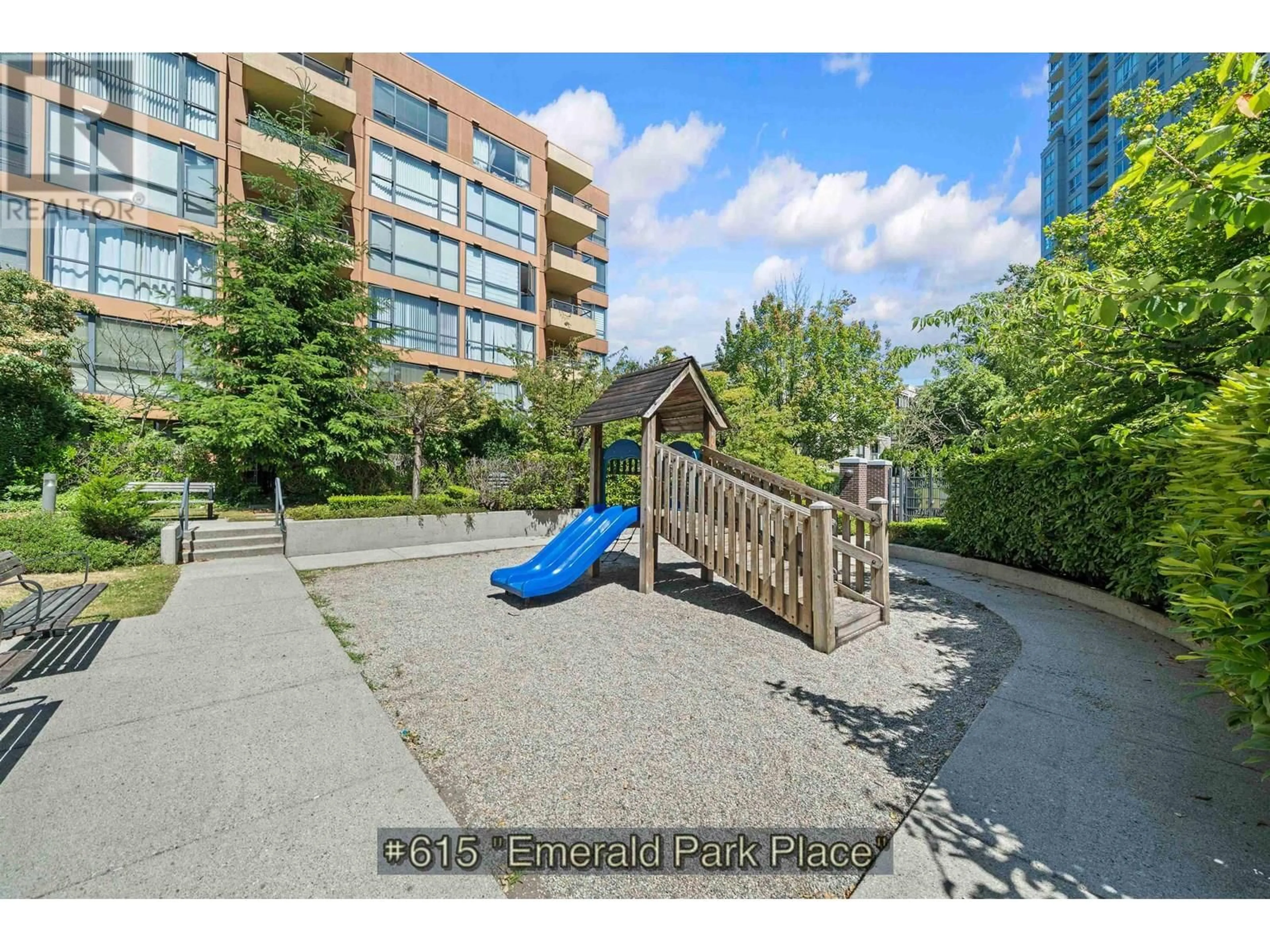 Patio, unknown for 615 - 3588 VANNESS AVENUE, Vancouver British Columbia V5R6E9