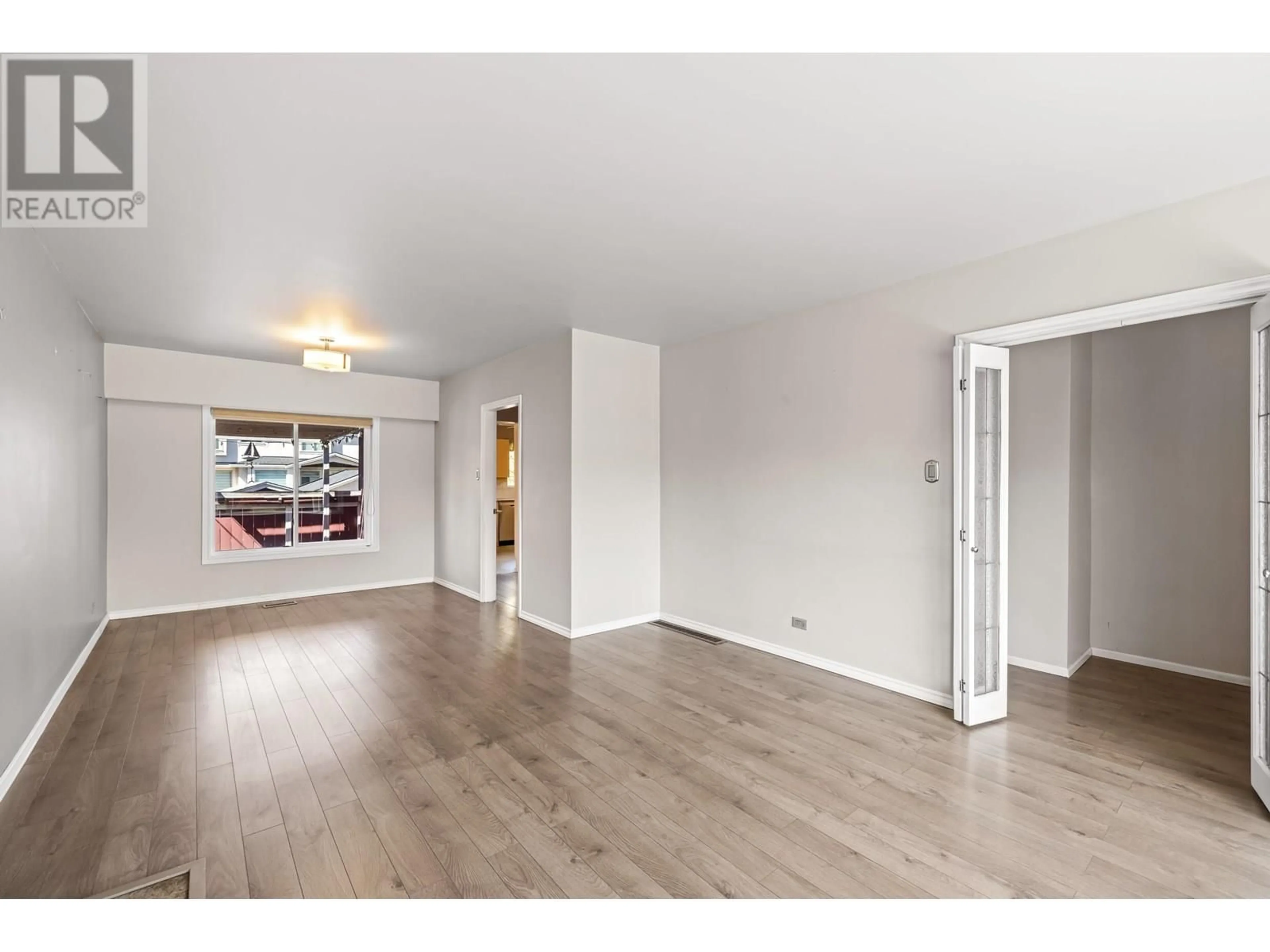 A pic of a room for 6791 HUMPHRIES AVENUE, Burnaby British Columbia V5E3J2