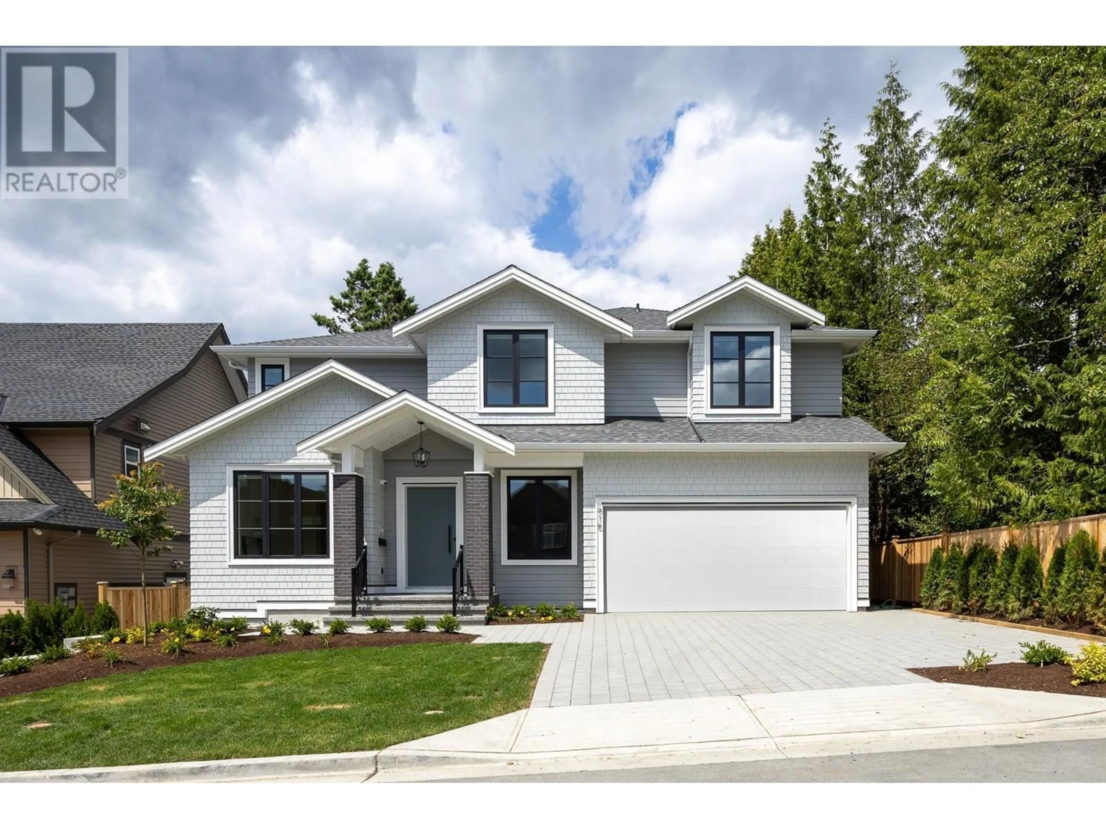 Home with vinyl exterior material, street for 615 NICOLA AVENUE, Coquitlam British Columbia V3J7W8