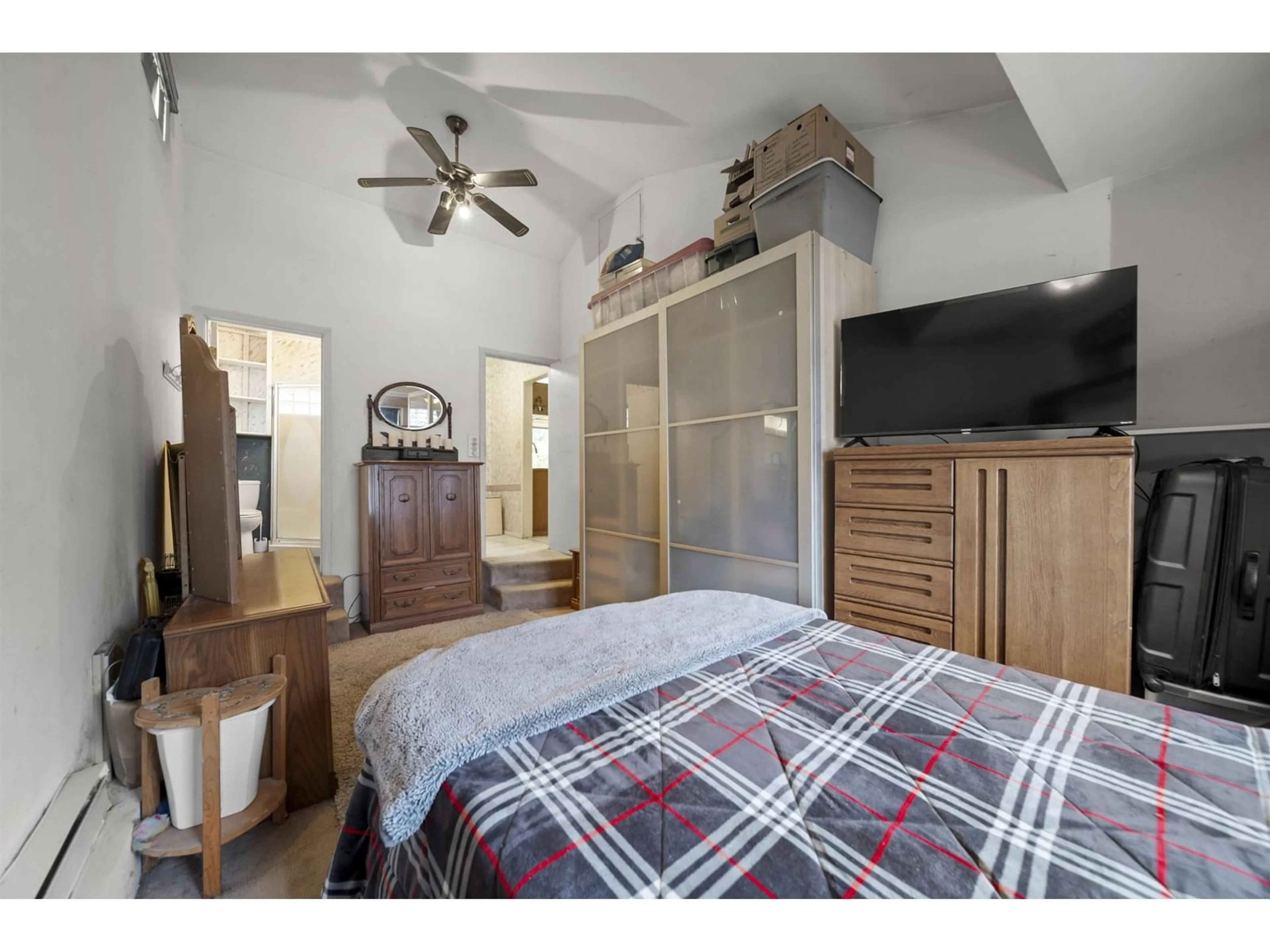 A pic of a room for 14349 KINDERSLEY, Surrey British Columbia V3R5R1