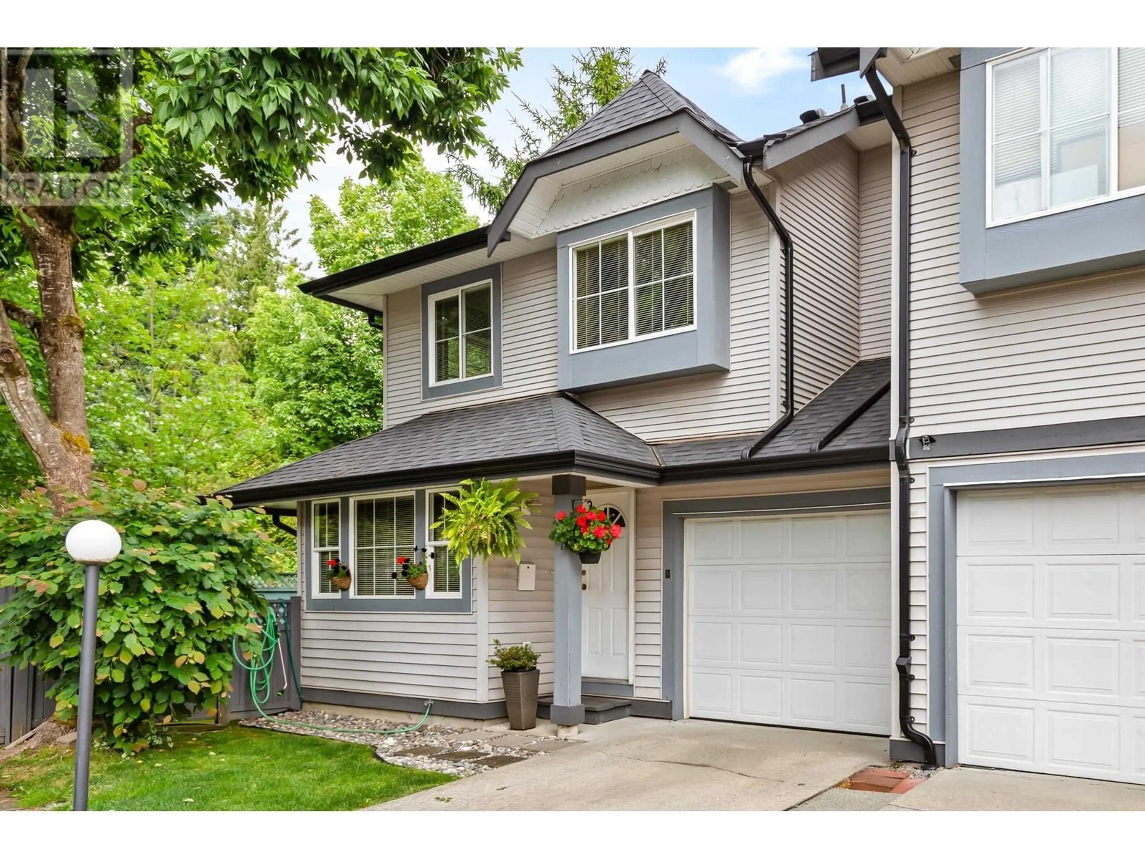 Home with vinyl exterior material, street for 7 - 21015 118 AVENUE, Maple Ridge British Columbia V2X8B7