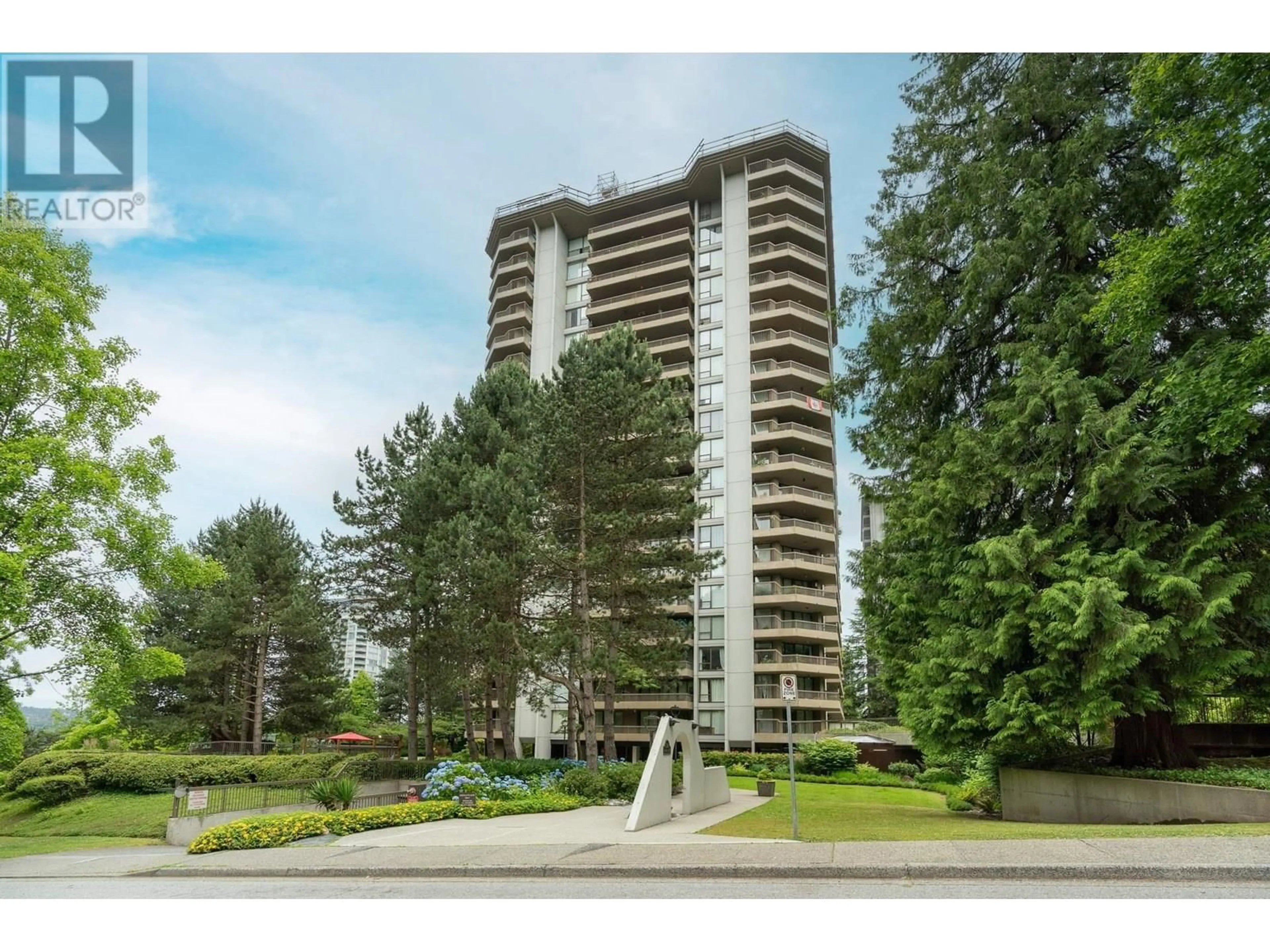 Unknown for 802 - 2041 BELLWOOD AVENUE, Burnaby British Columbia V5B4V5