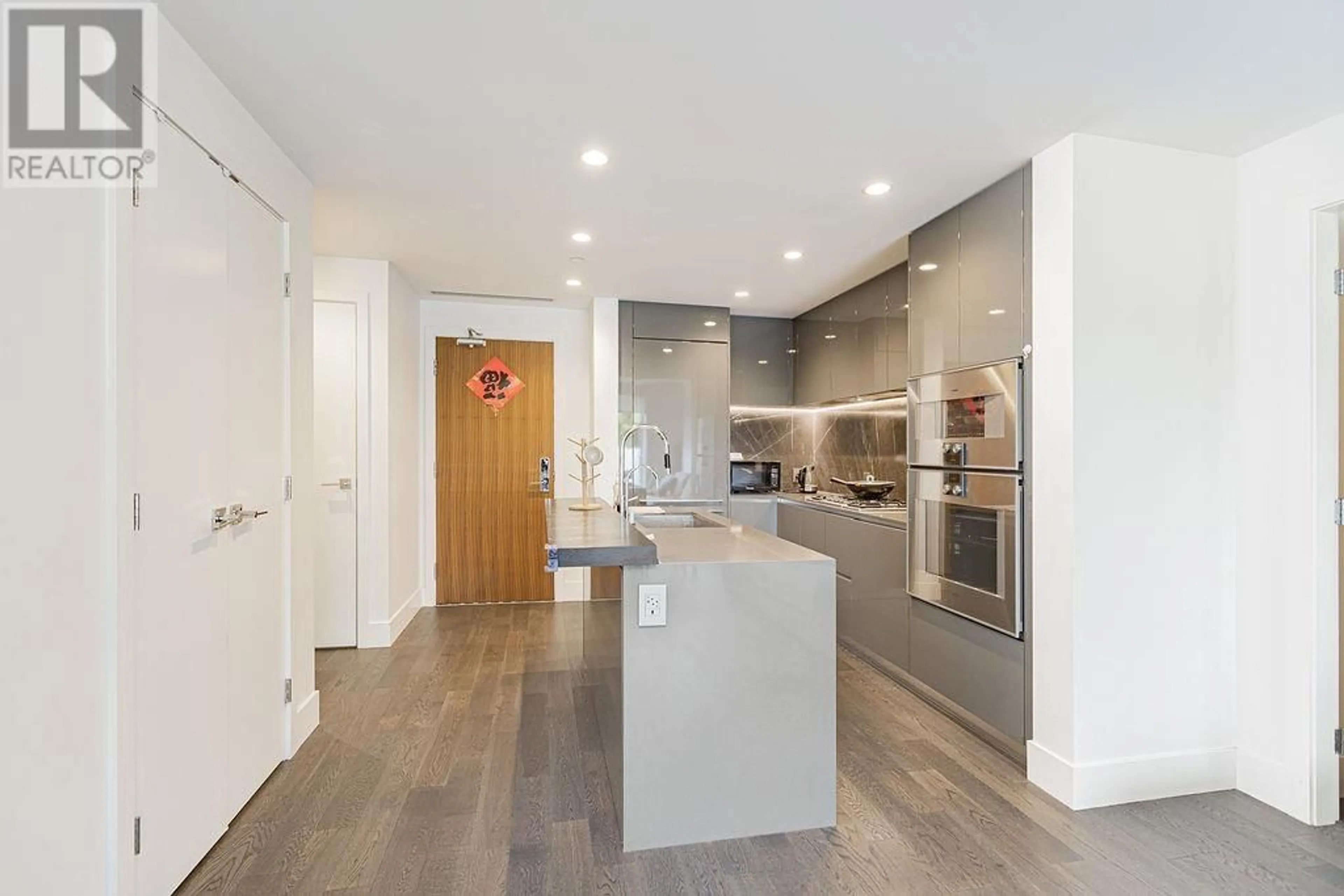 Contemporary kitchen, unknown for 106 - 375 59TH AVENUE, Vancouver British Columbia V5X0J4